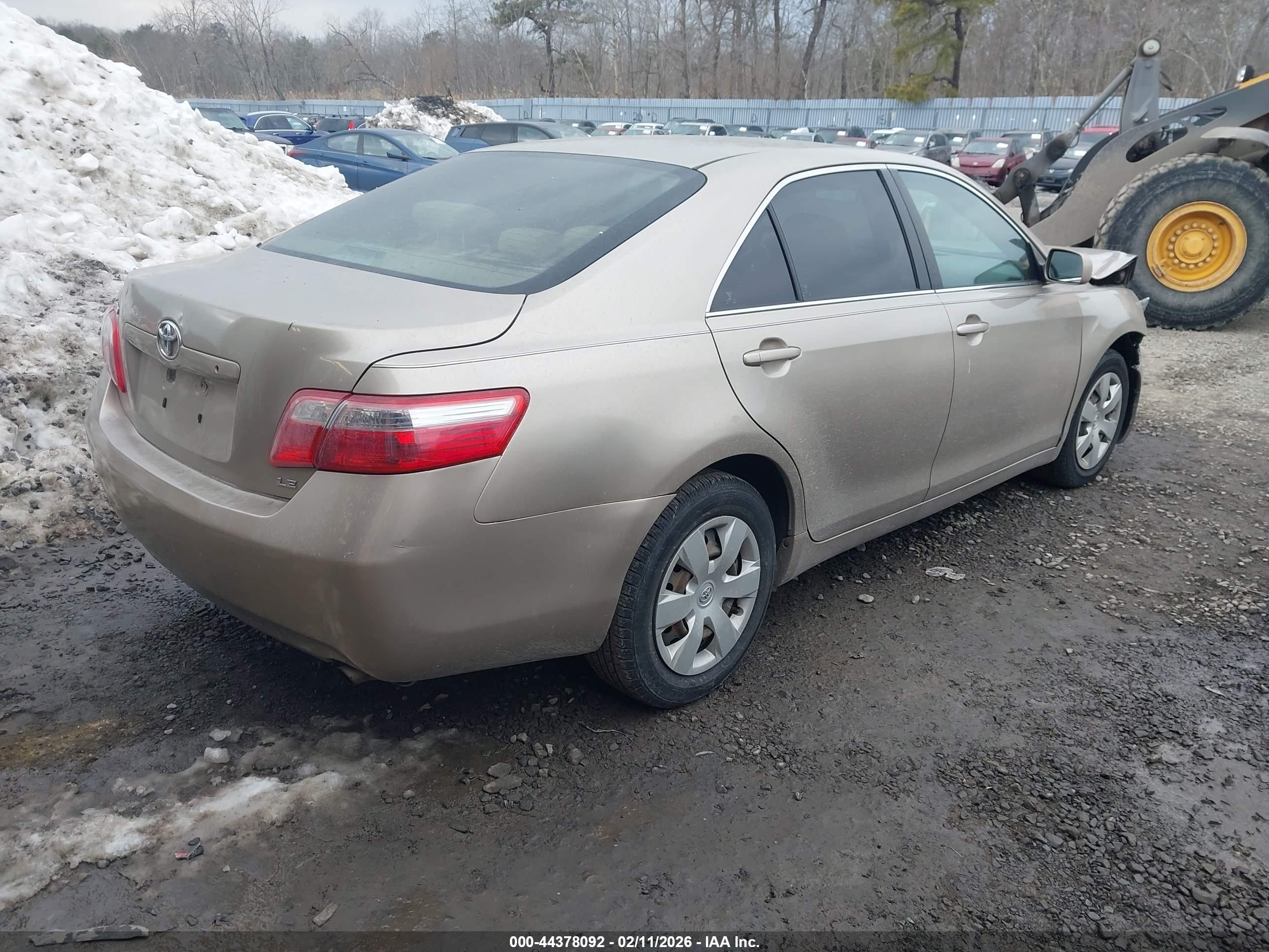 TOYOTA CAMRY image 4
