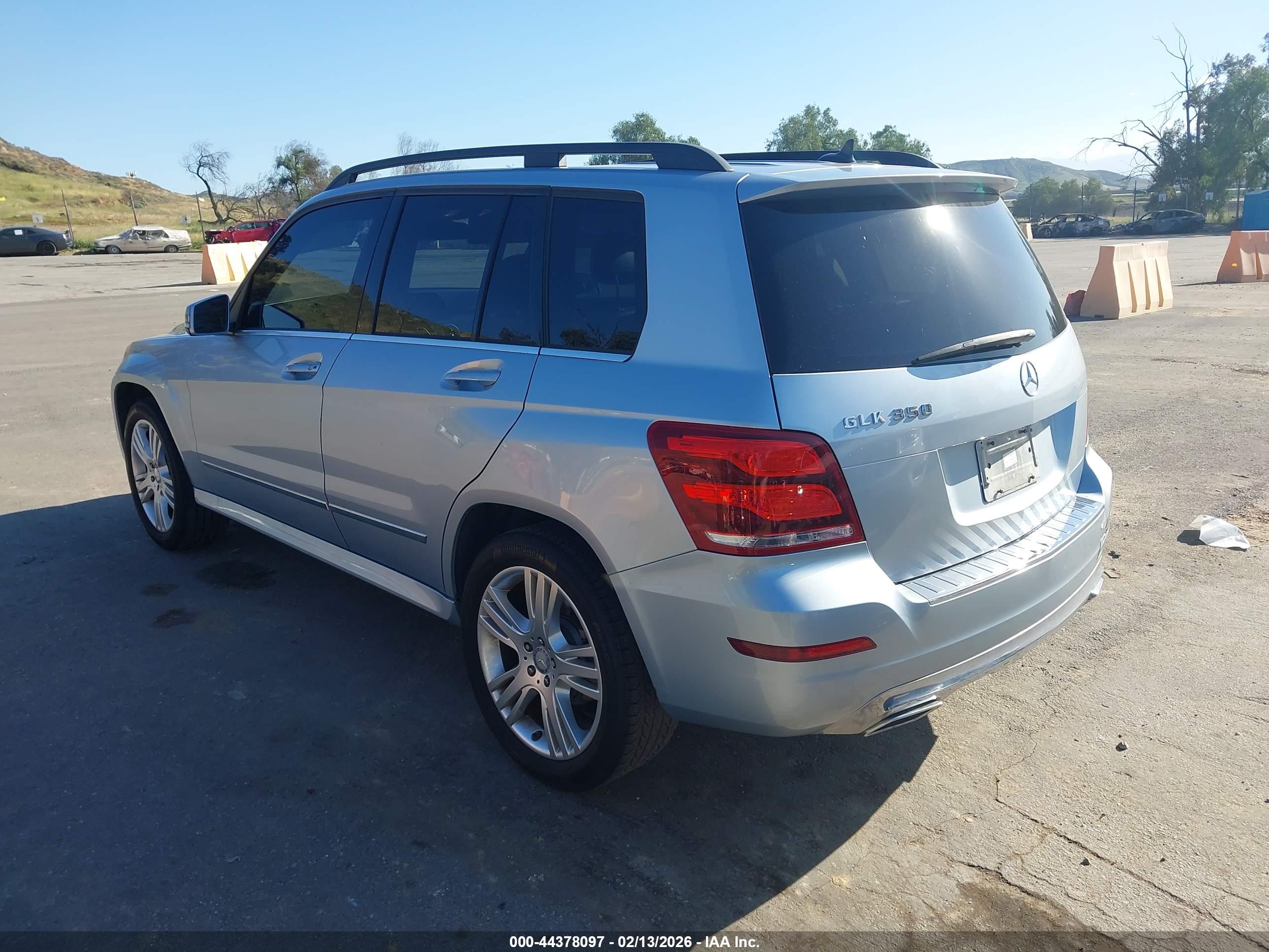 MERCEDES-BENZ GLK image 3