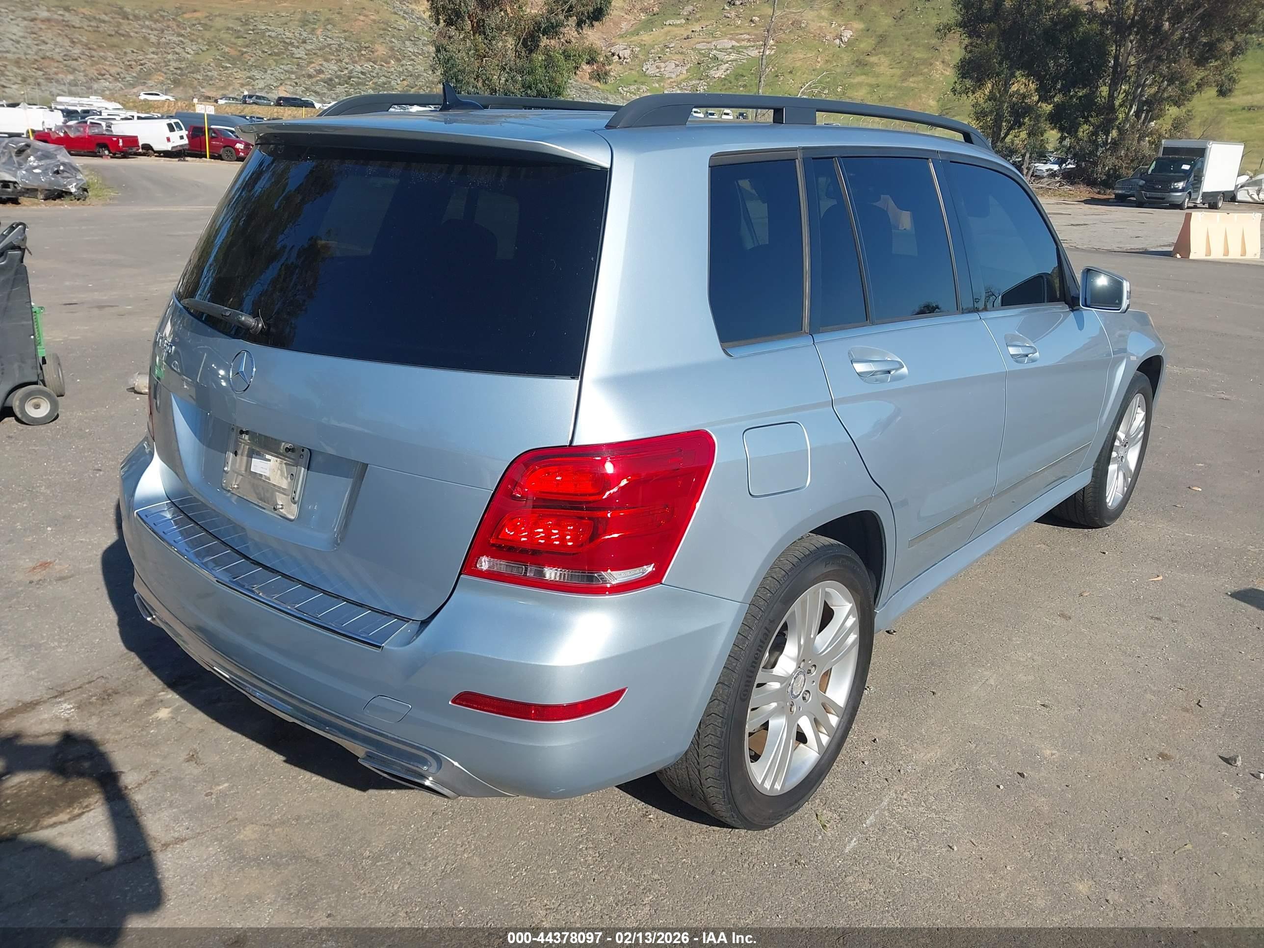 MERCEDES-BENZ GLK image 4
