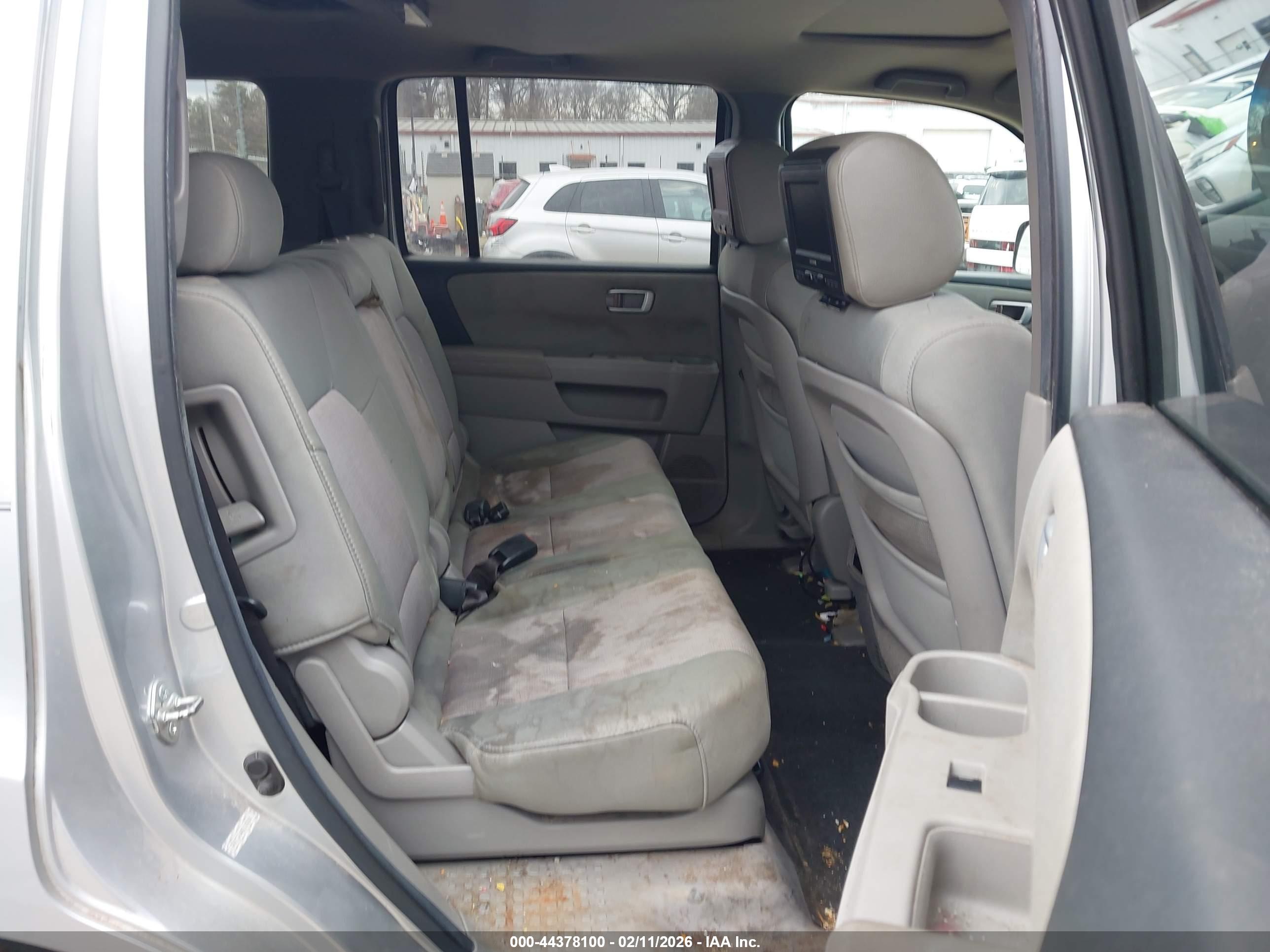HONDA PILOT image 8