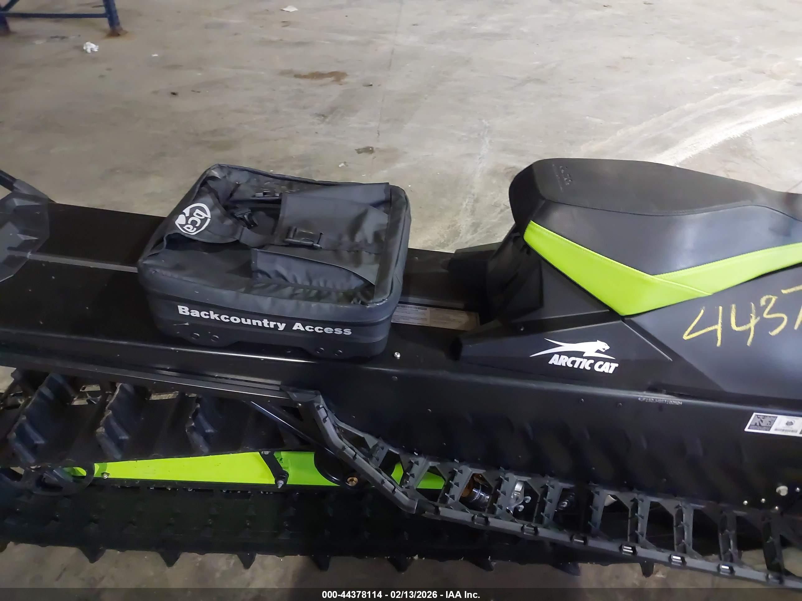 ARCTIC CAT image 8