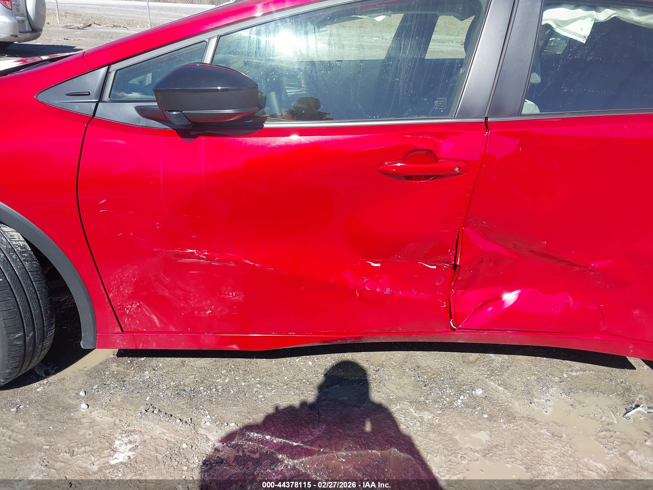 TOYOTA PRIUS image 6