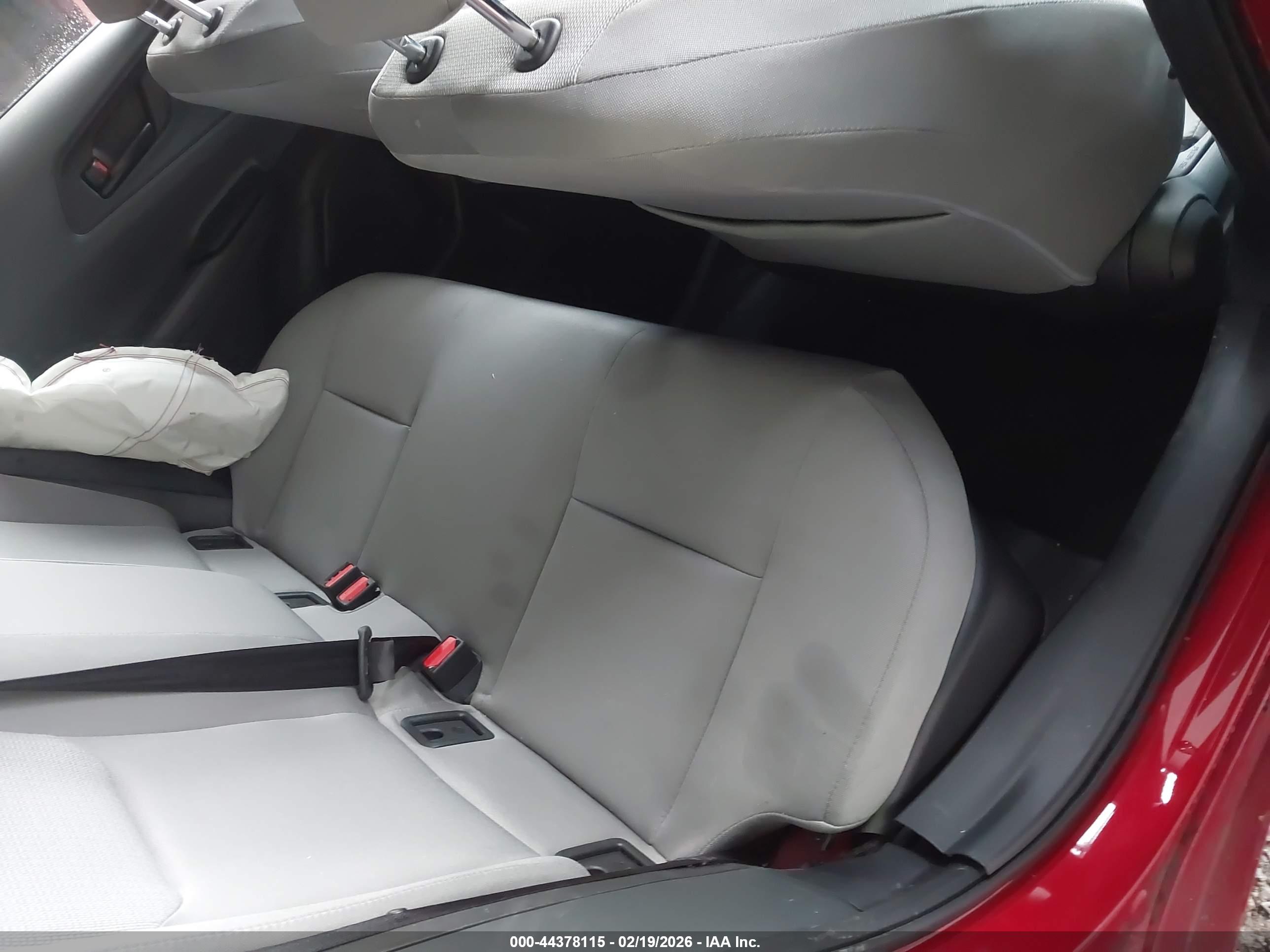 TOYOTA PRIUS image 8