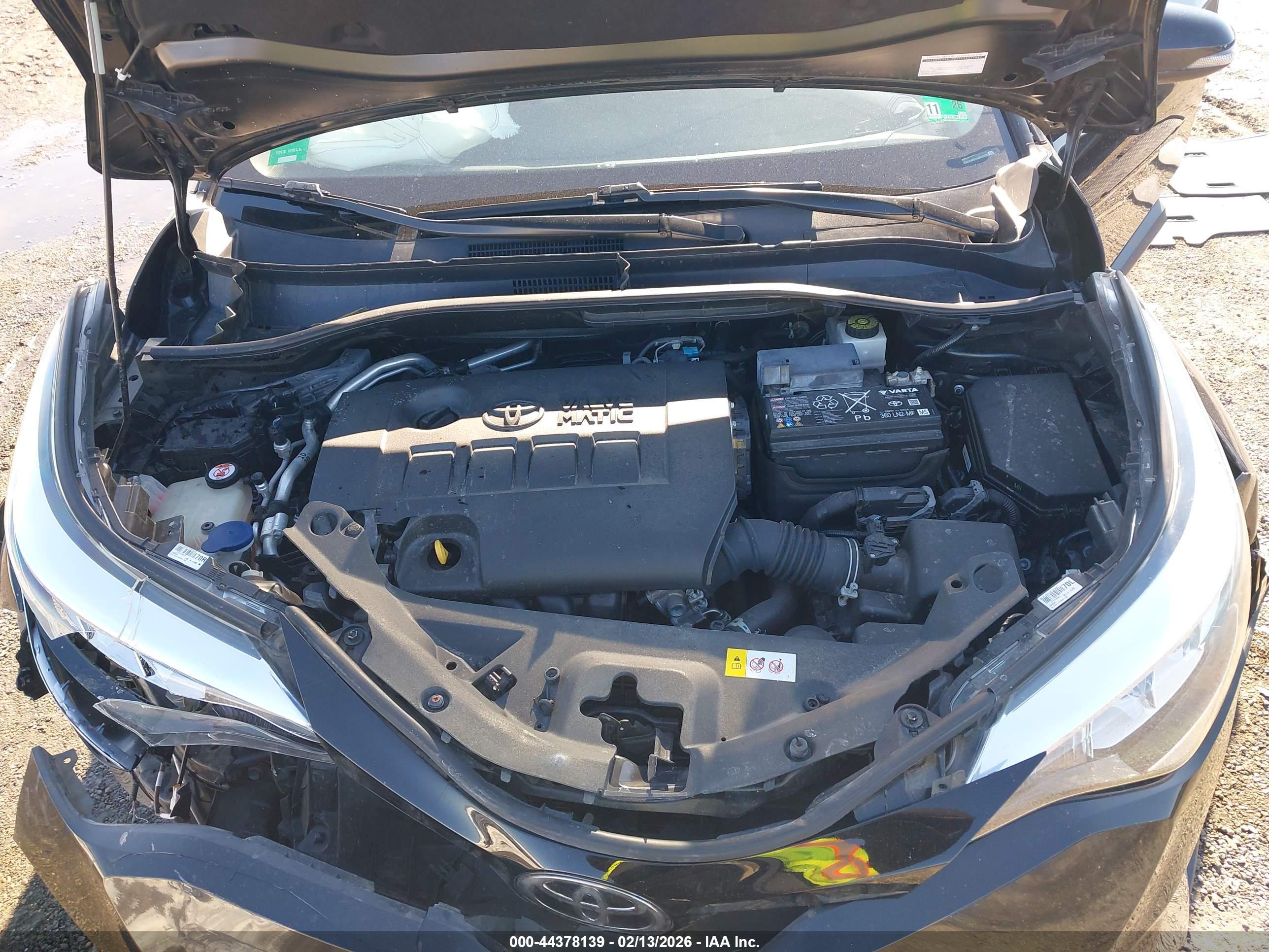 TOYOTA C-HR image 10