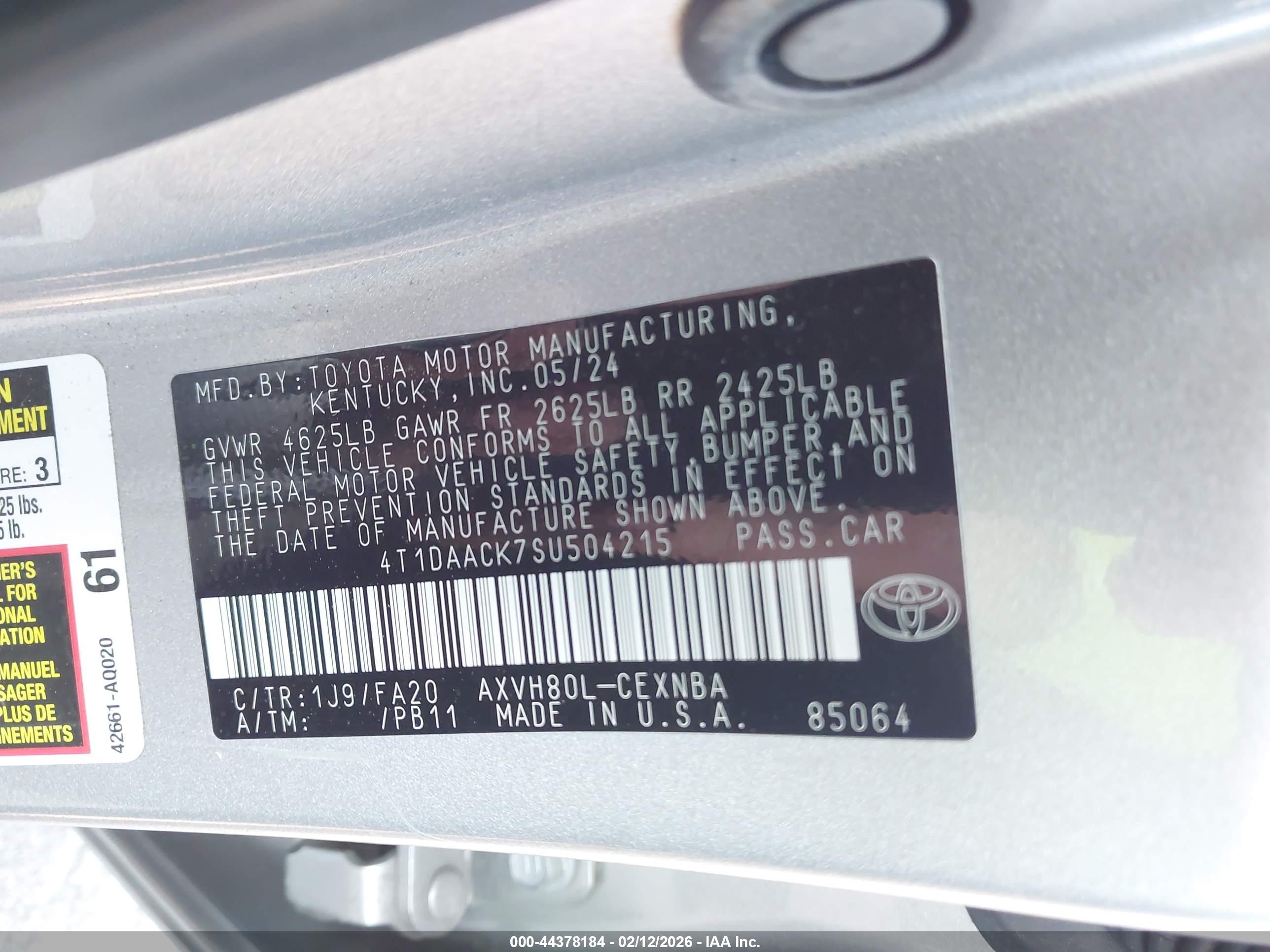 TOYOTA CAMRY image 9