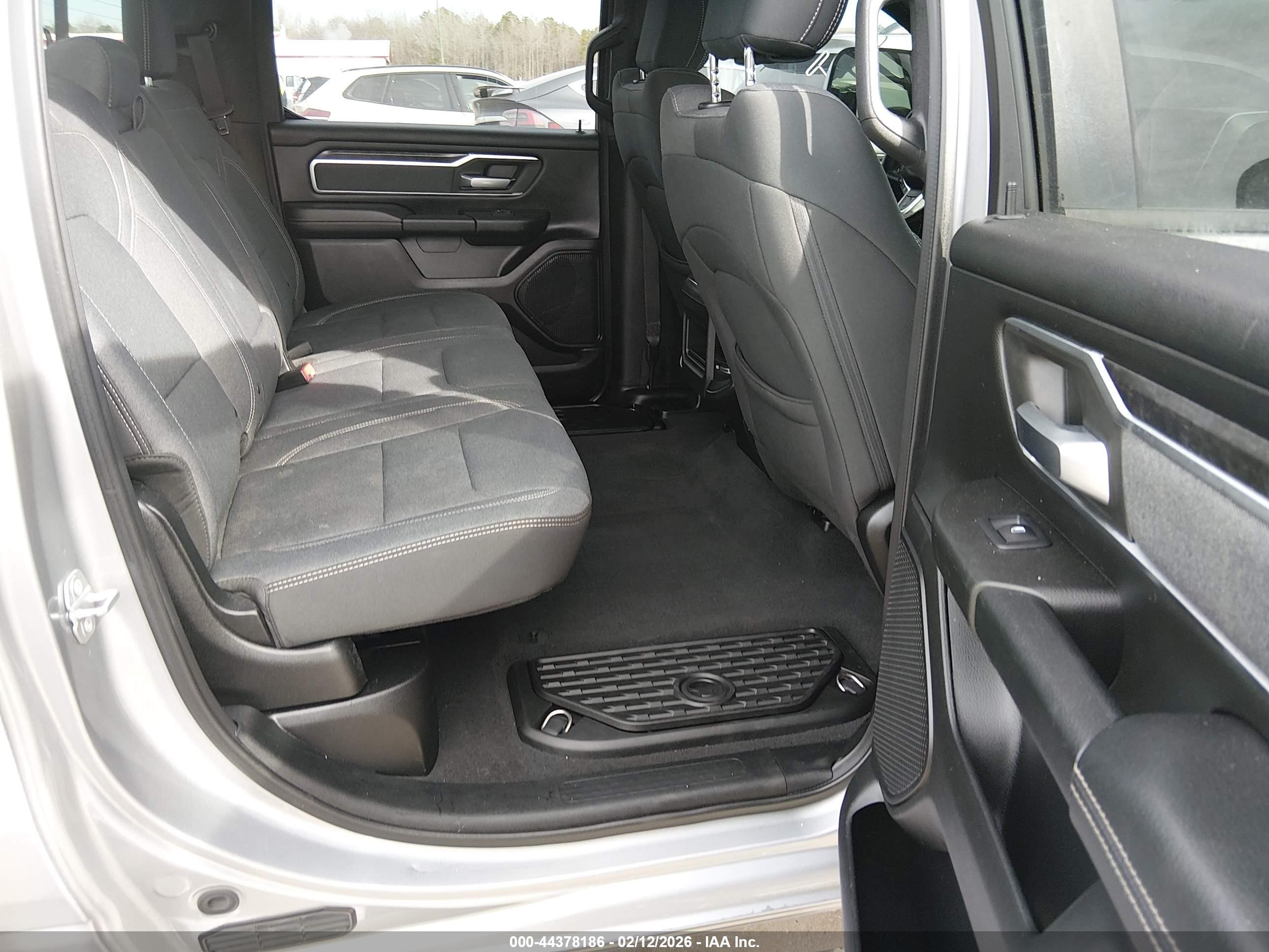 RAM 1500 image 8