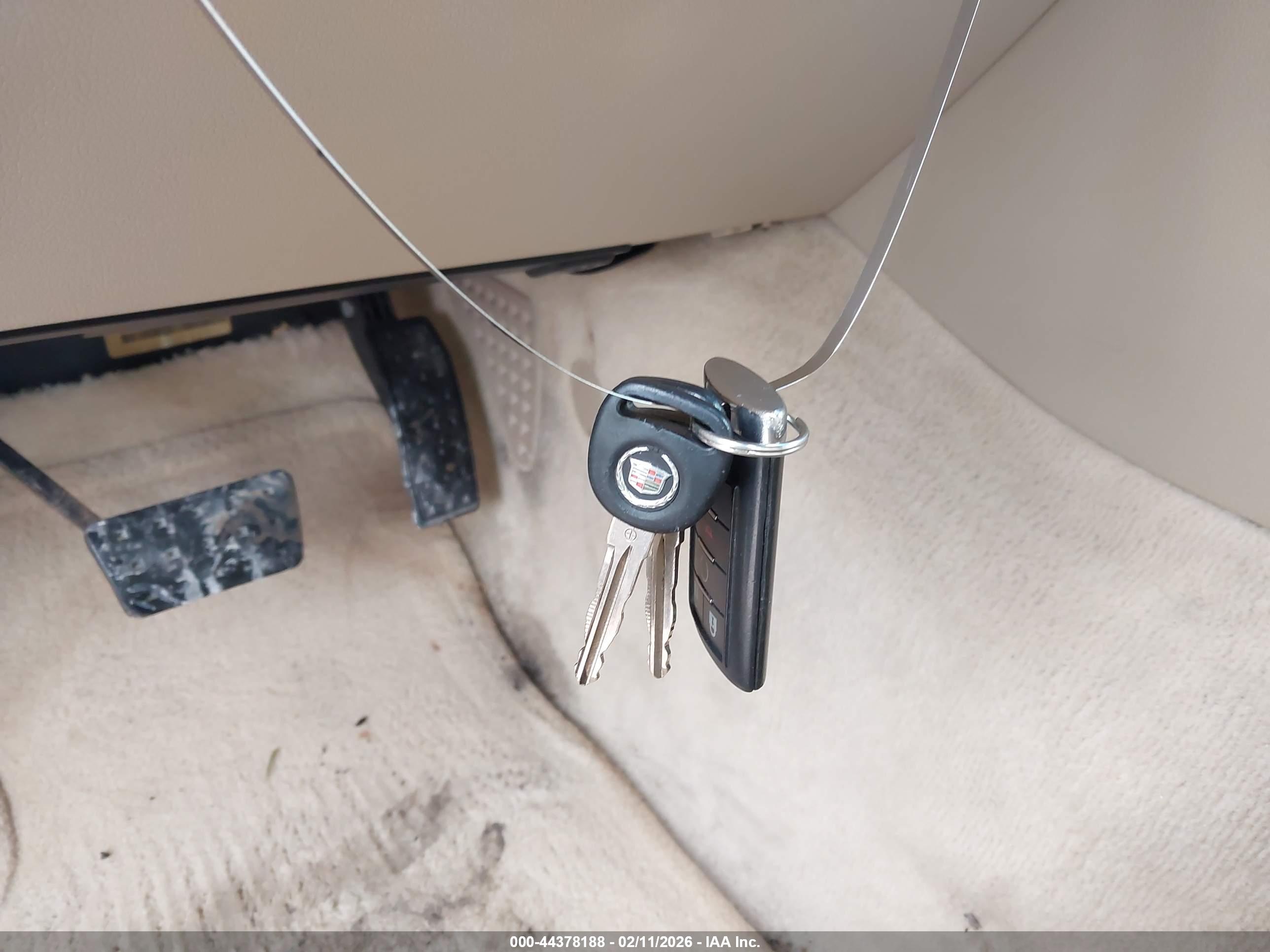 CADILLAC SRX image 11