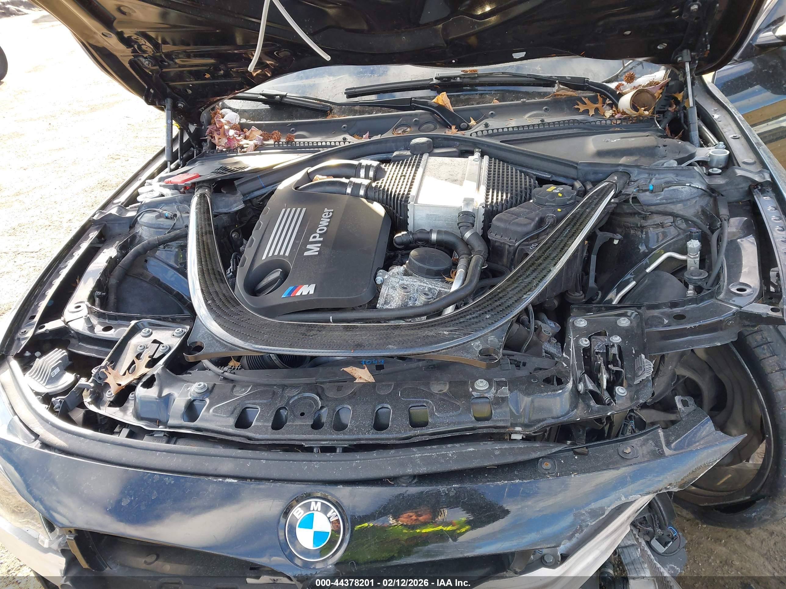 BMW M4 image 10