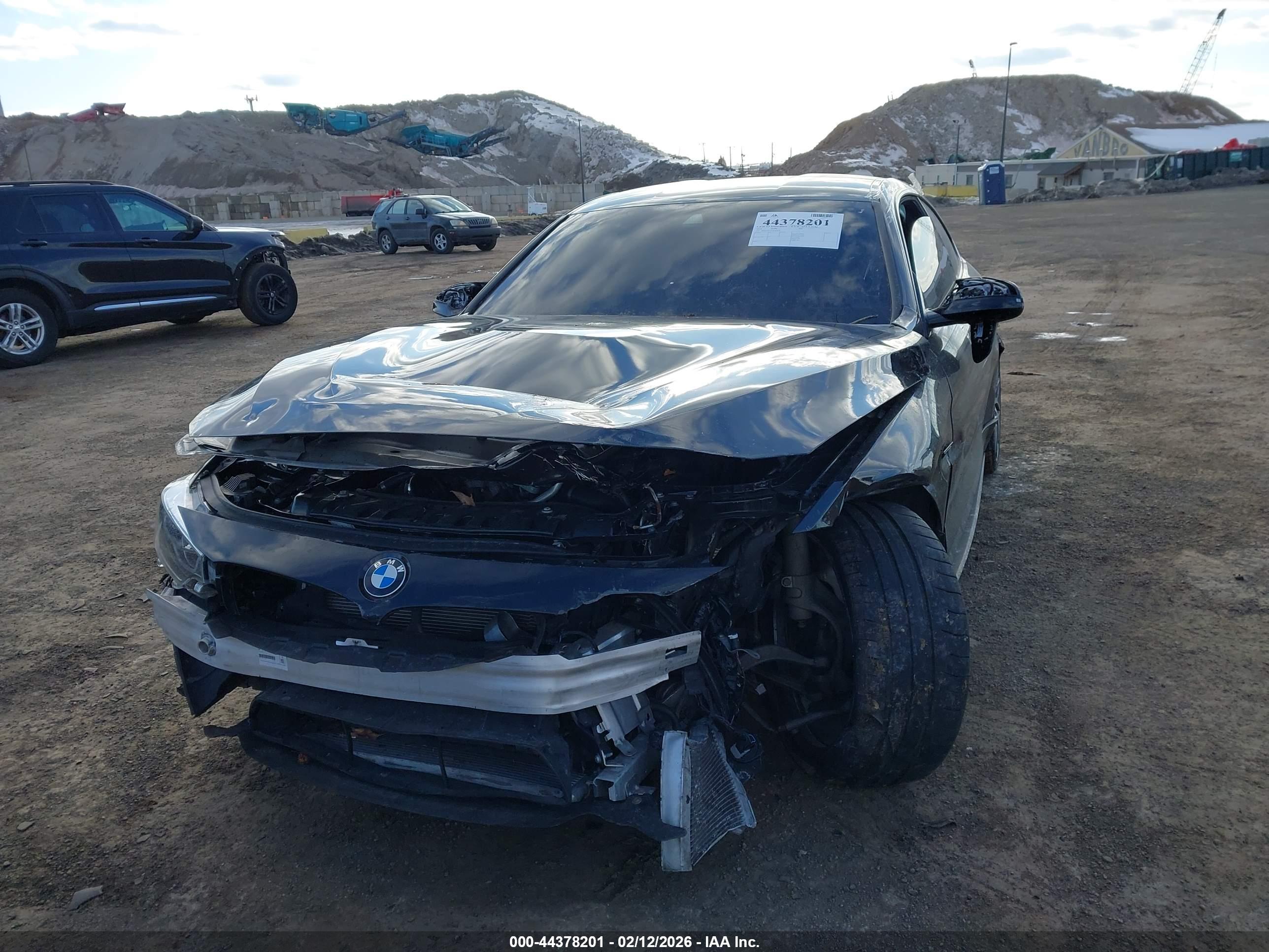 BMW M4 image 6