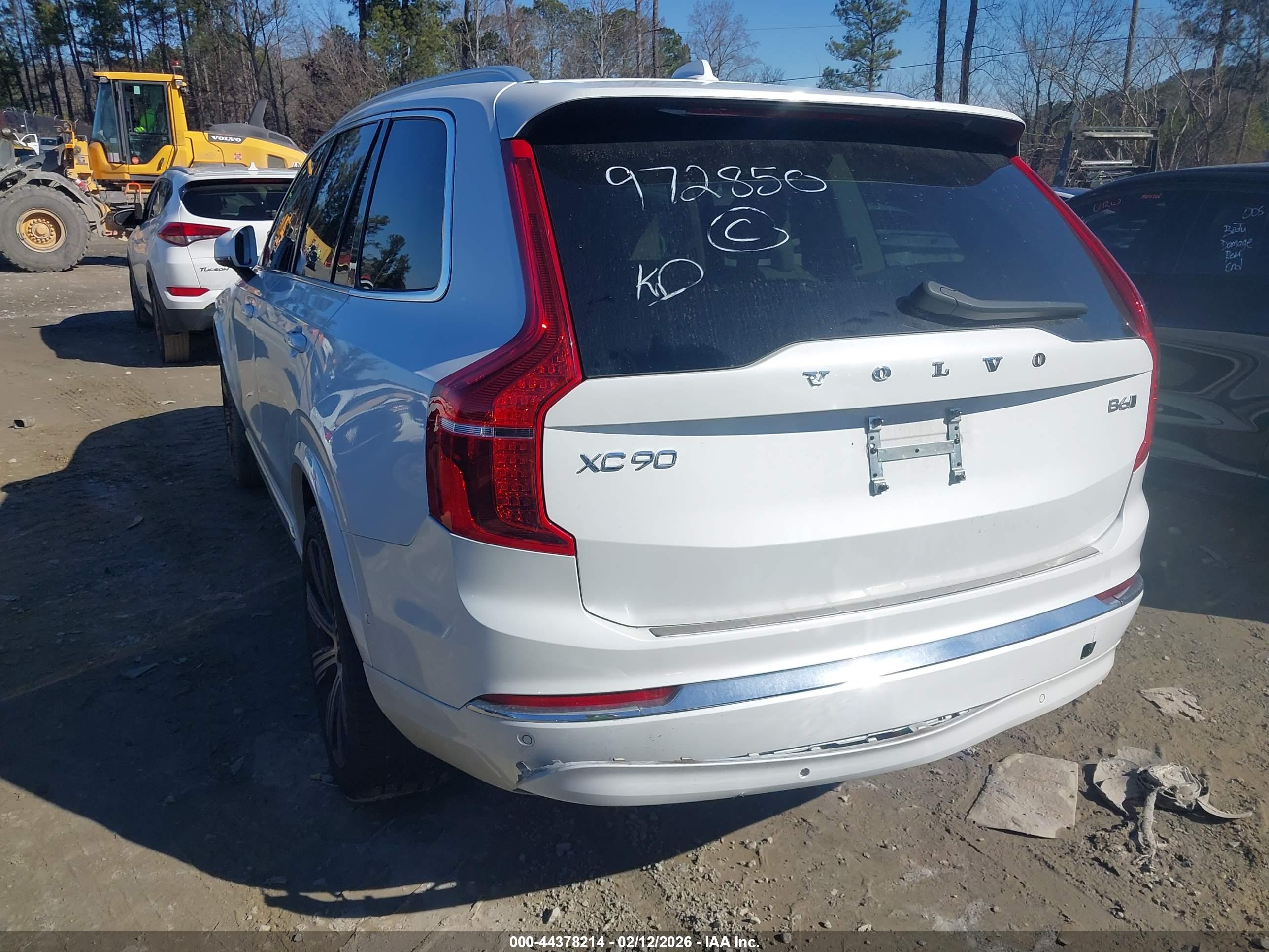 VOLVO XC90 image 3