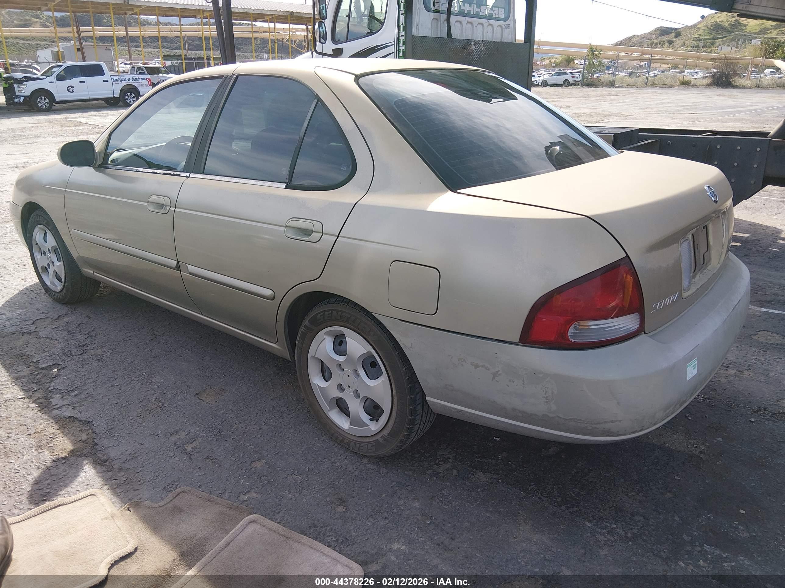 NISSAN SENTRA image 3