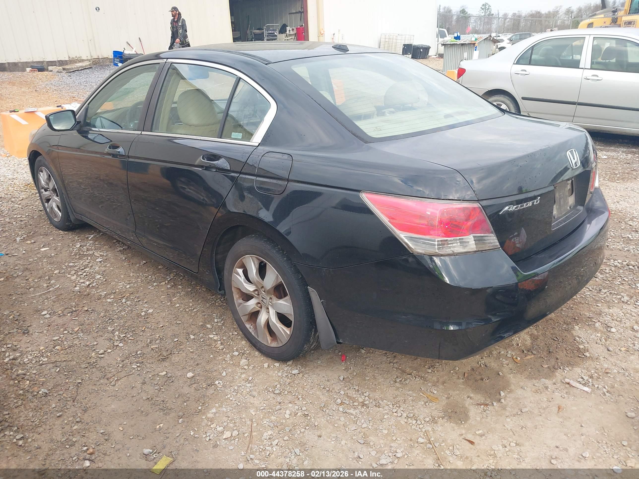 HONDA ACCORD image 3