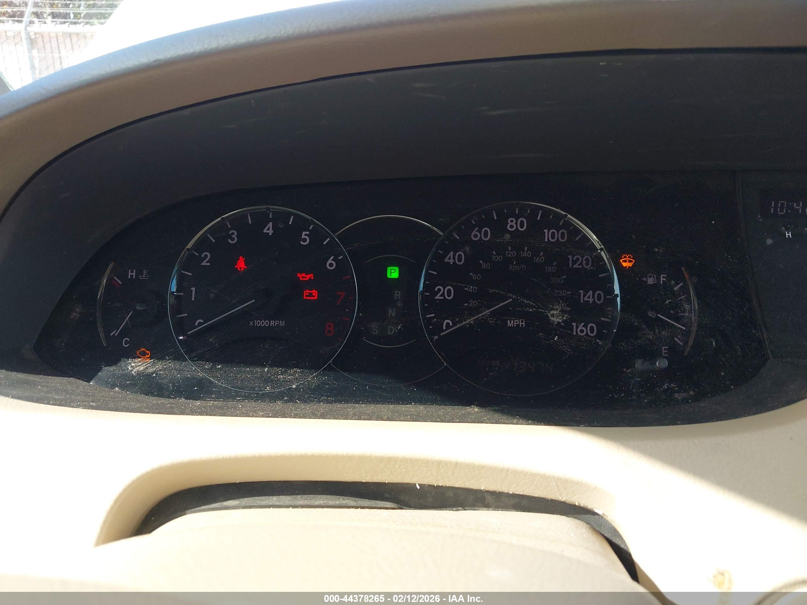 TOYOTA AVALON image 7
