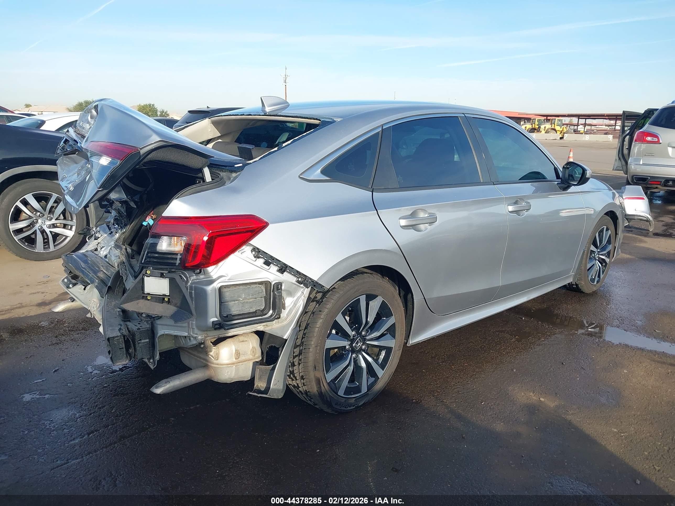 HONDA CIVIC image 4