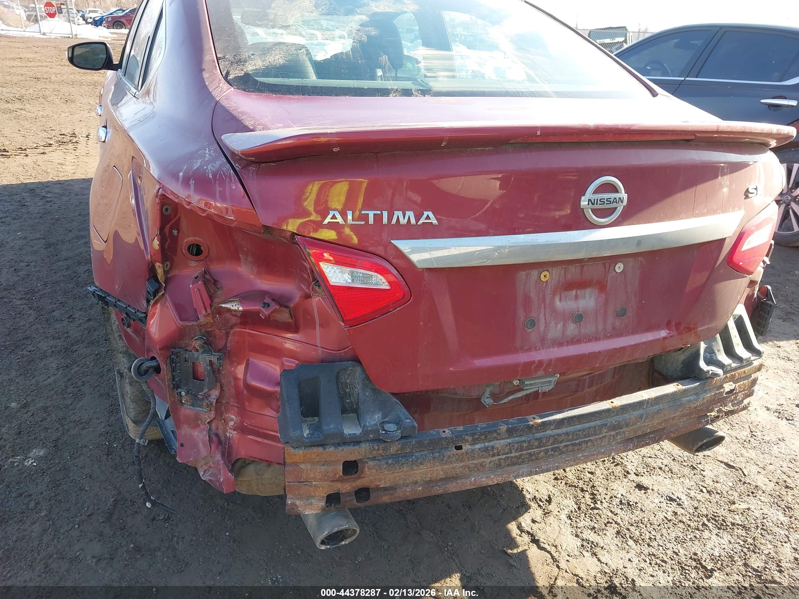 NISSAN ALTIMA image 6