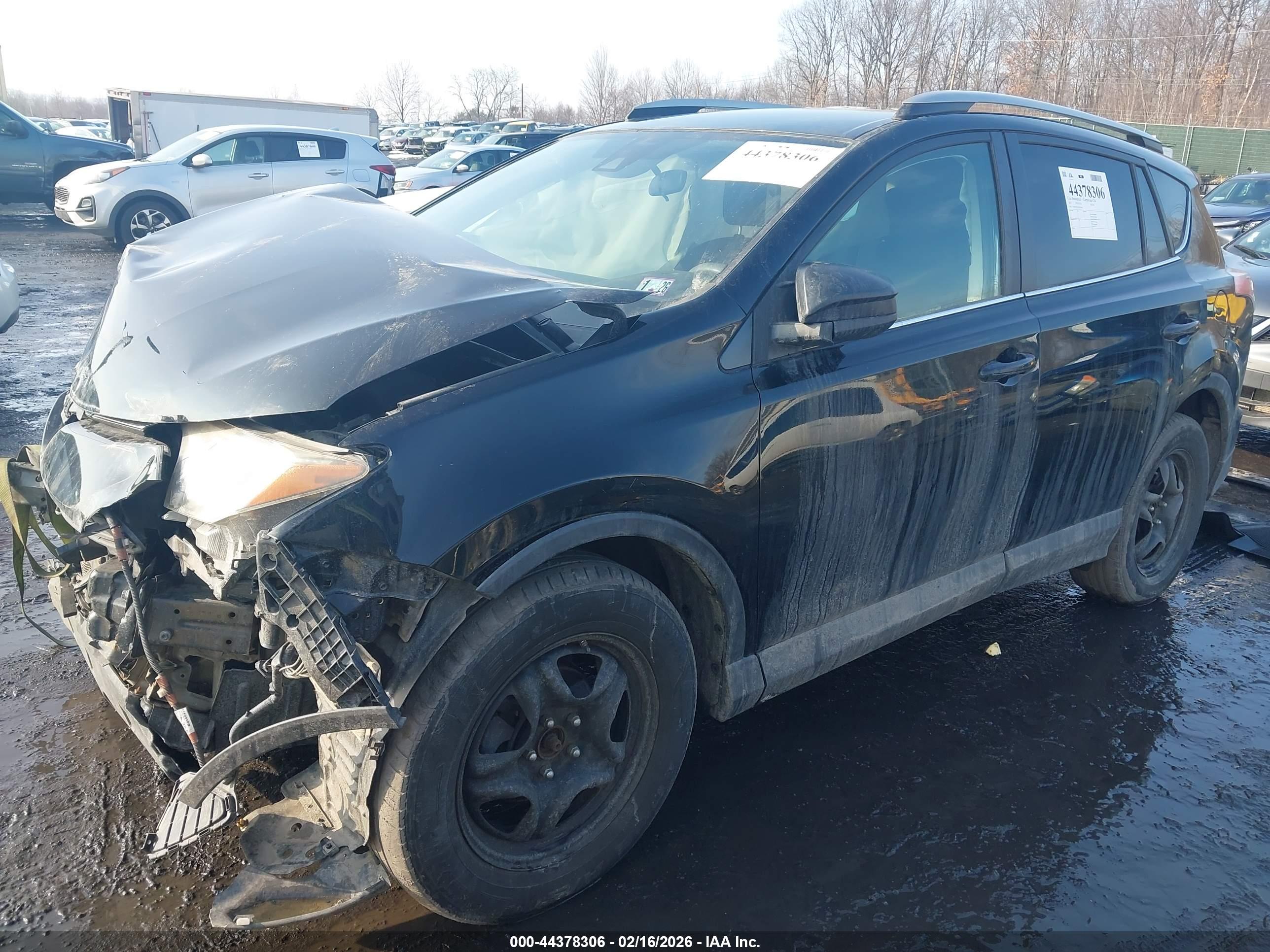 TOYOTA RAV4 image 2