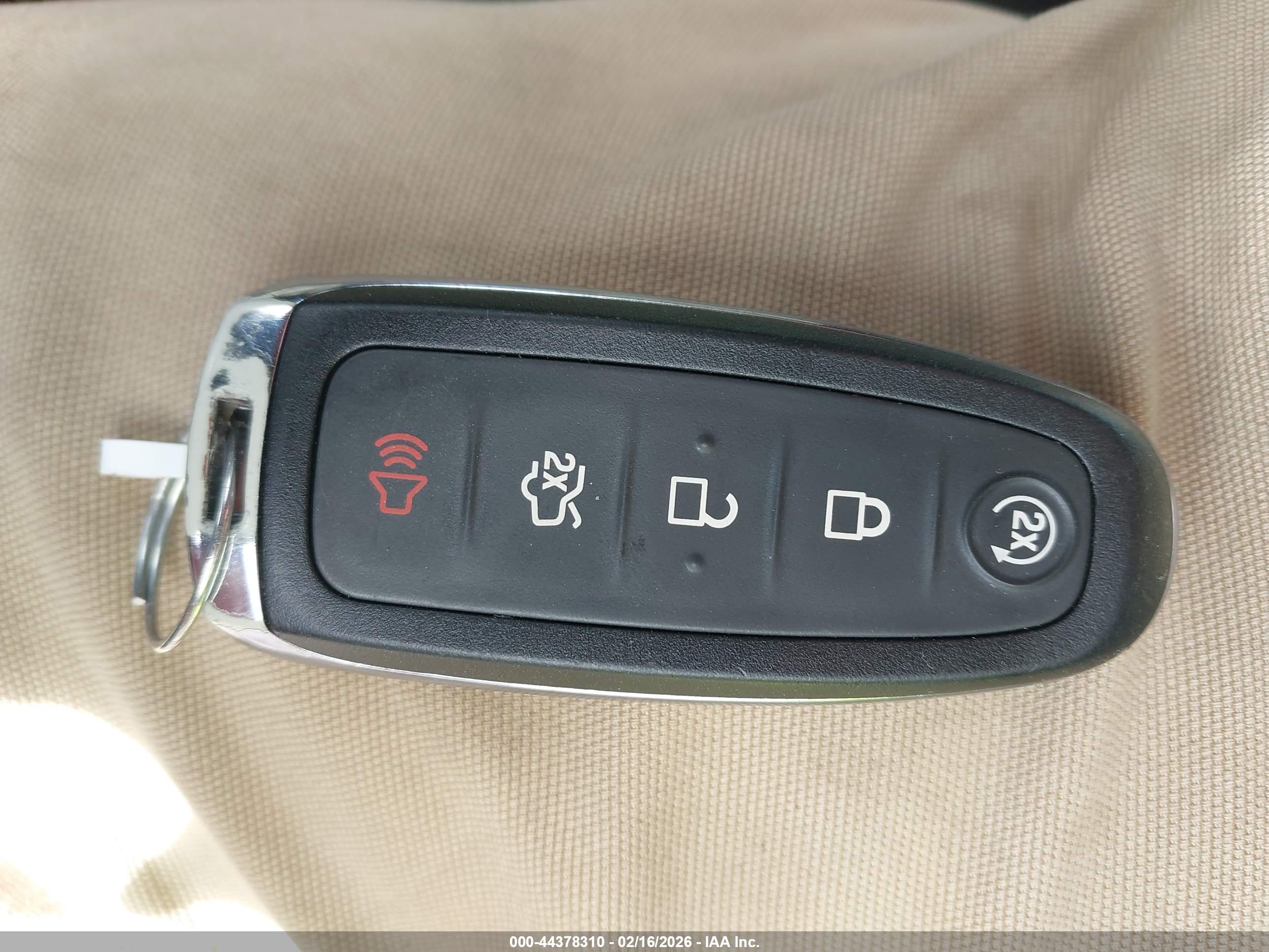 FORD ESCAPE image 11