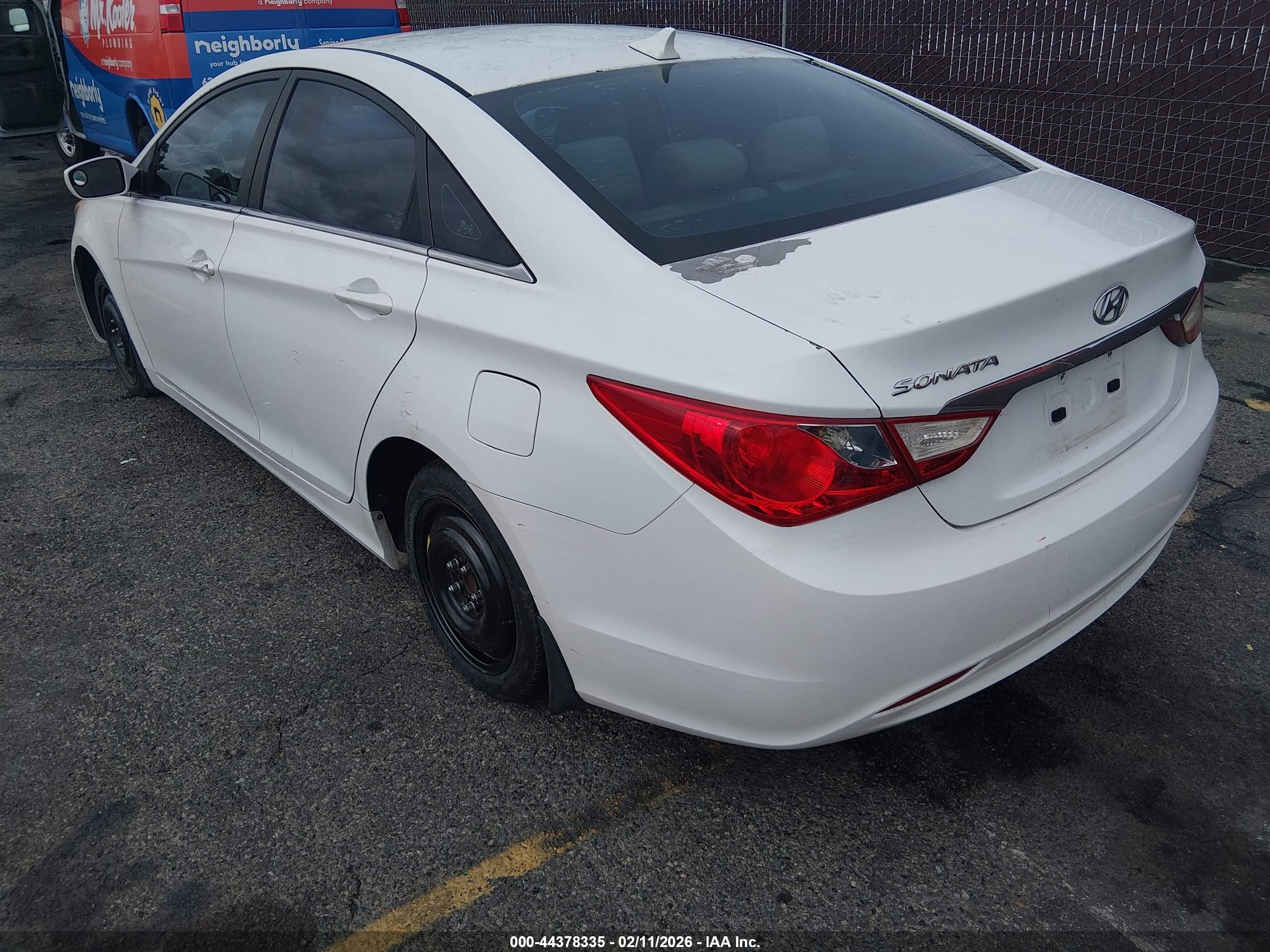 HYUNDAI SONATA image 3