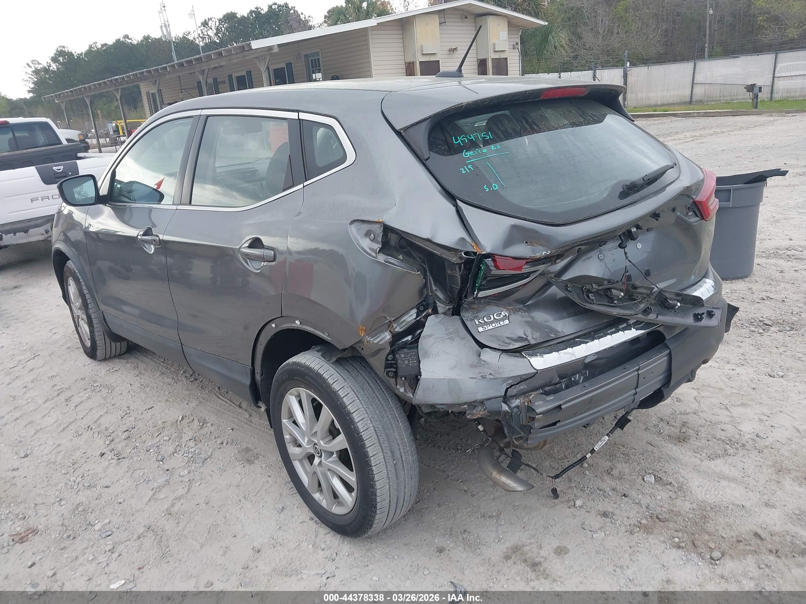 NISSAN ROGUE image 3