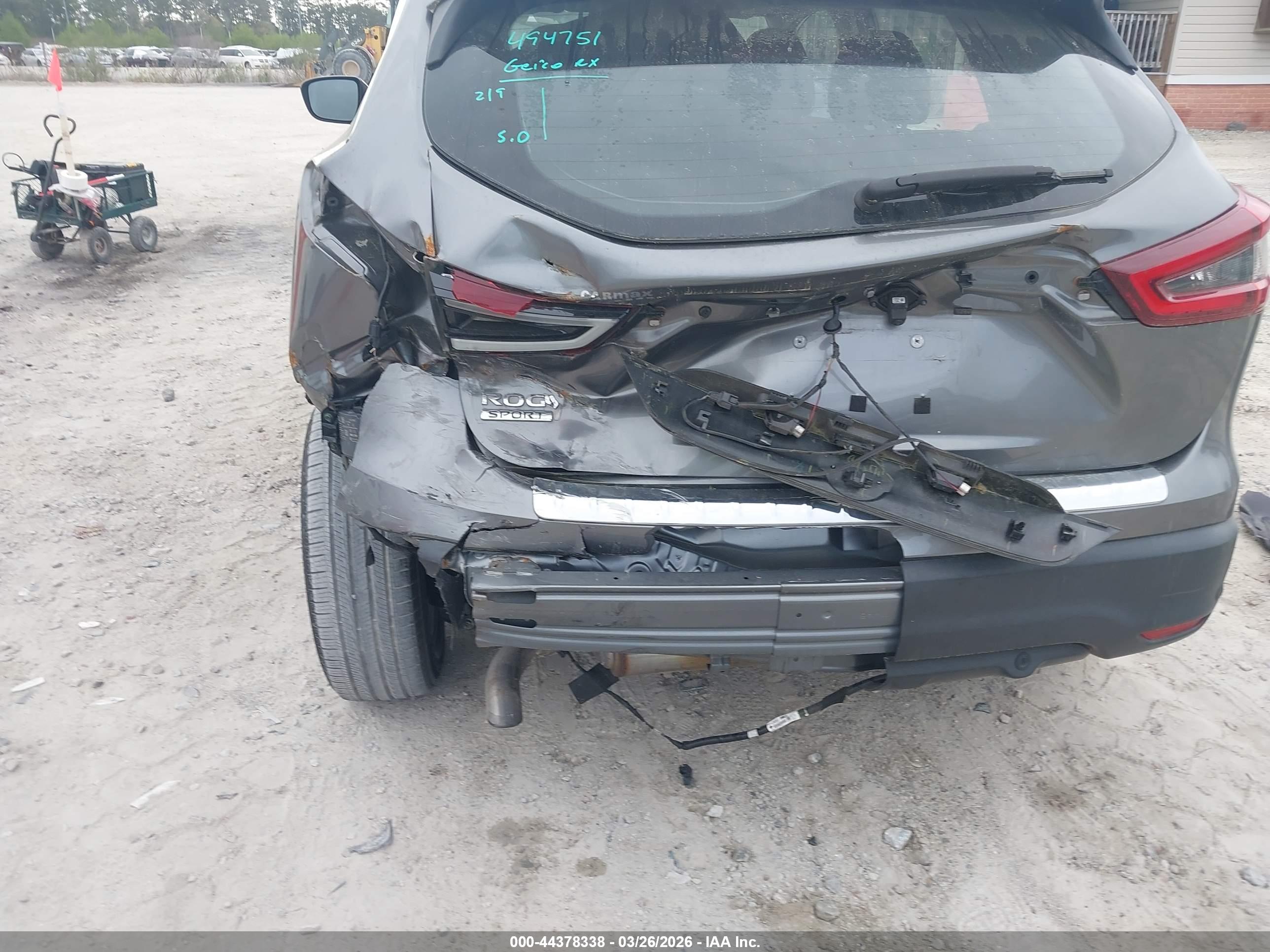NISSAN ROGUE image 6