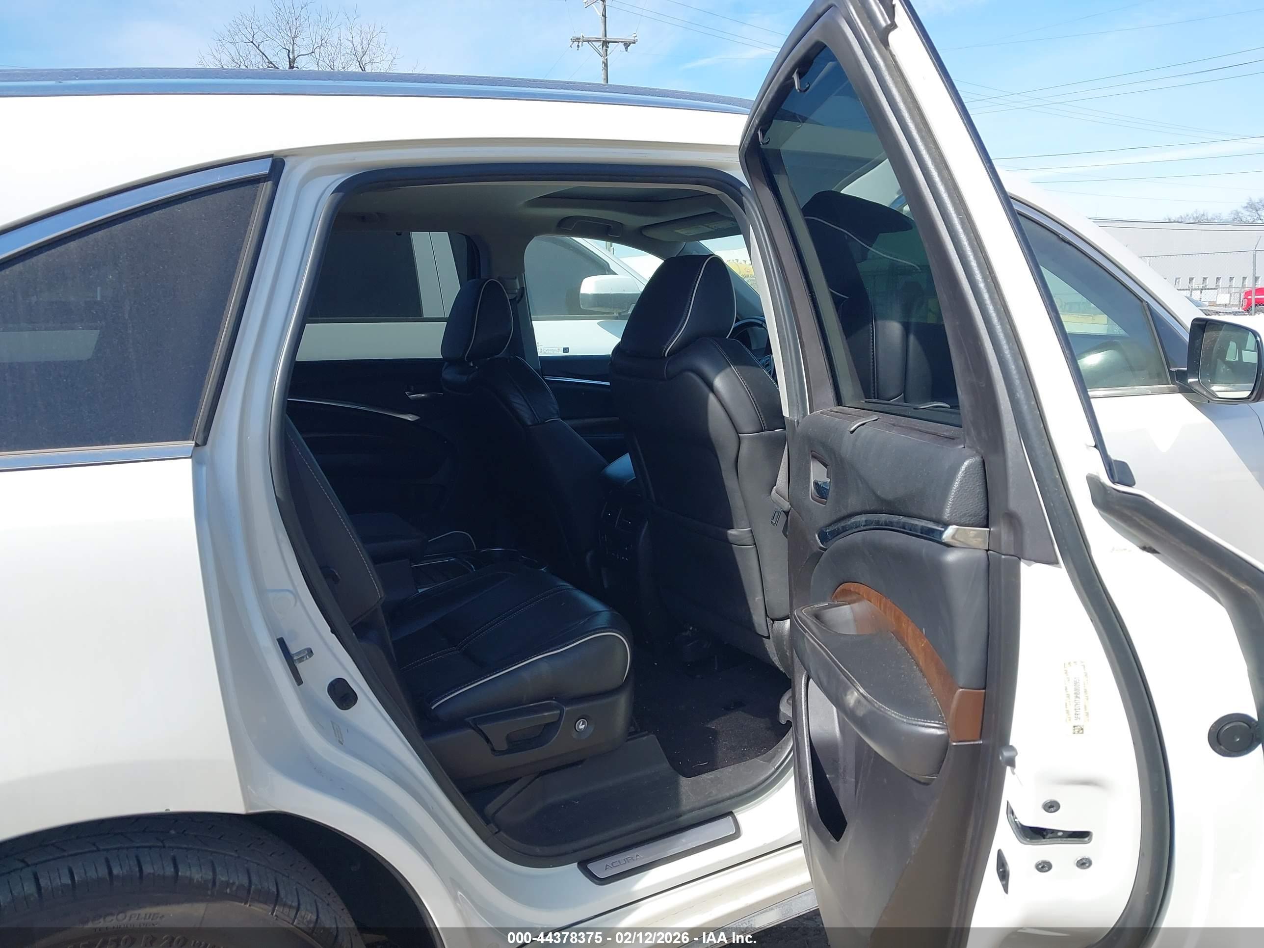 ACURA MDX image 8