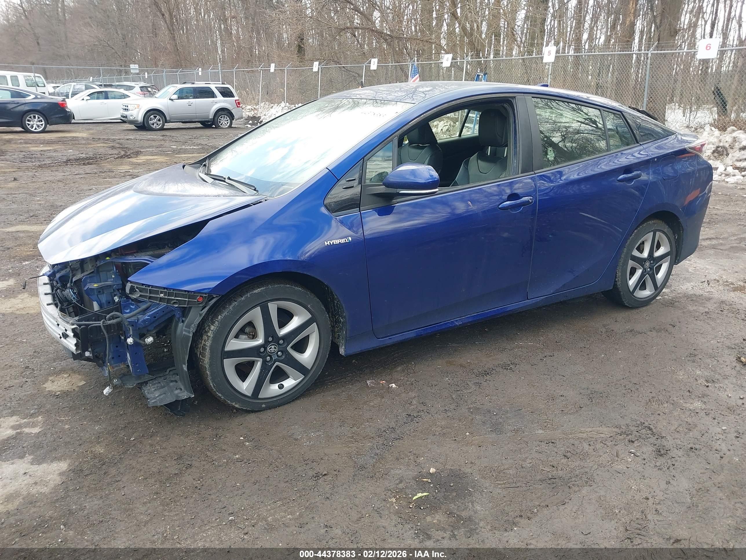 TOYOTA PRIUS image 2