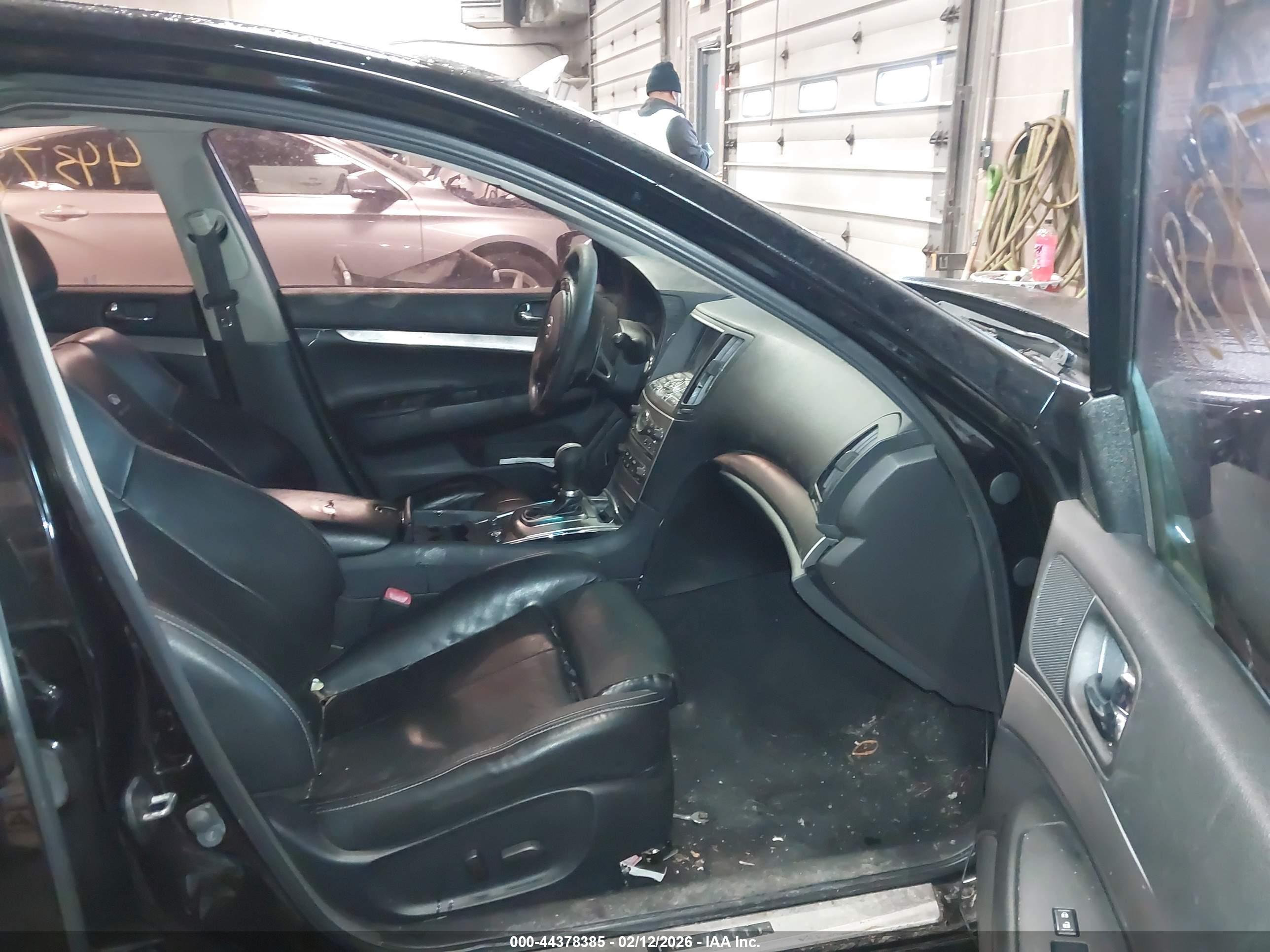 INFINITI G37X image 5