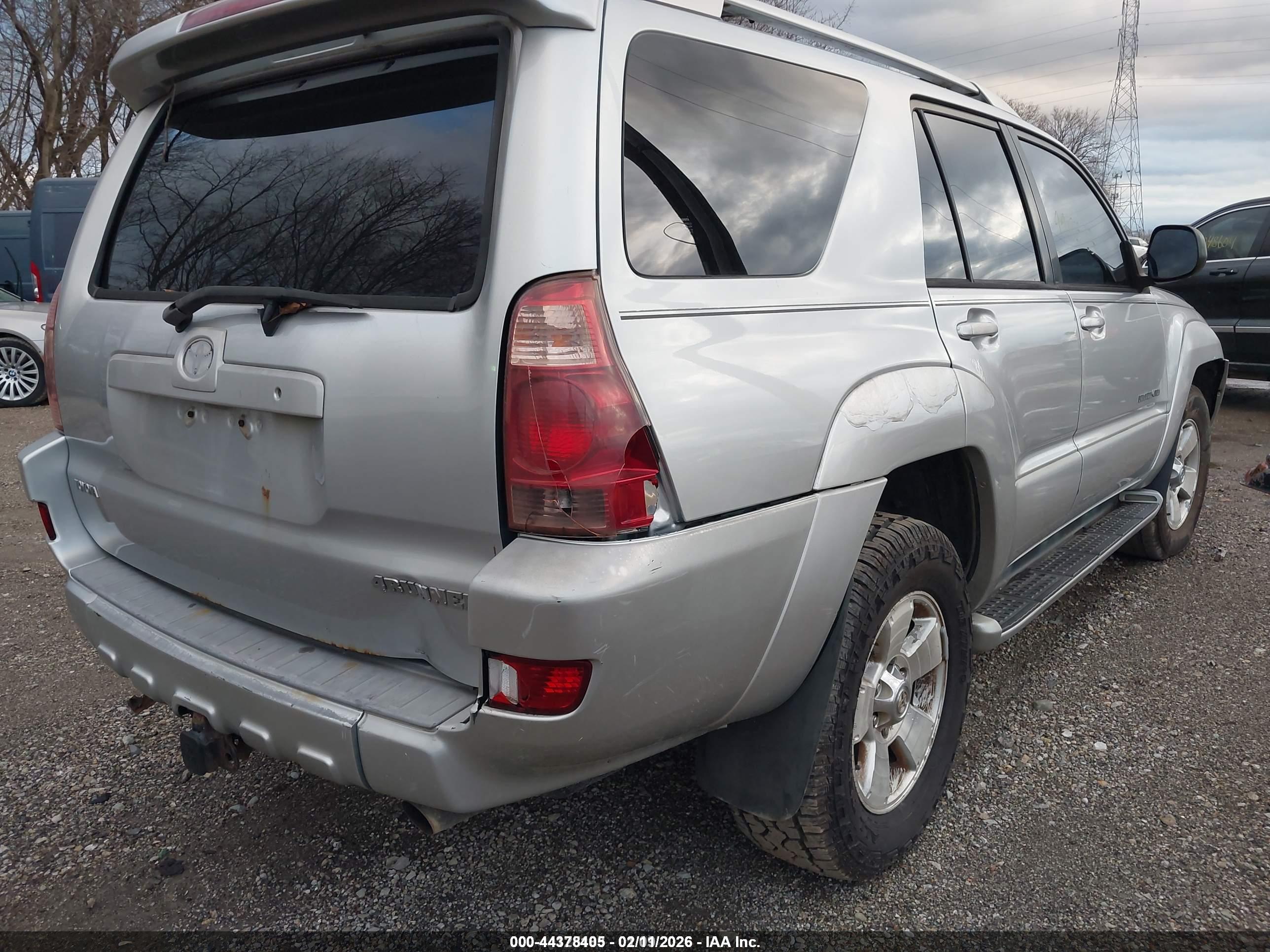TOYOTA 4RUNNER image 4