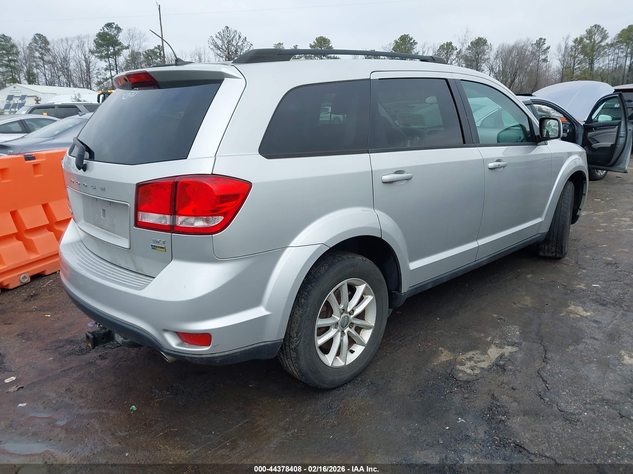 DODGE JOURNEY image 4