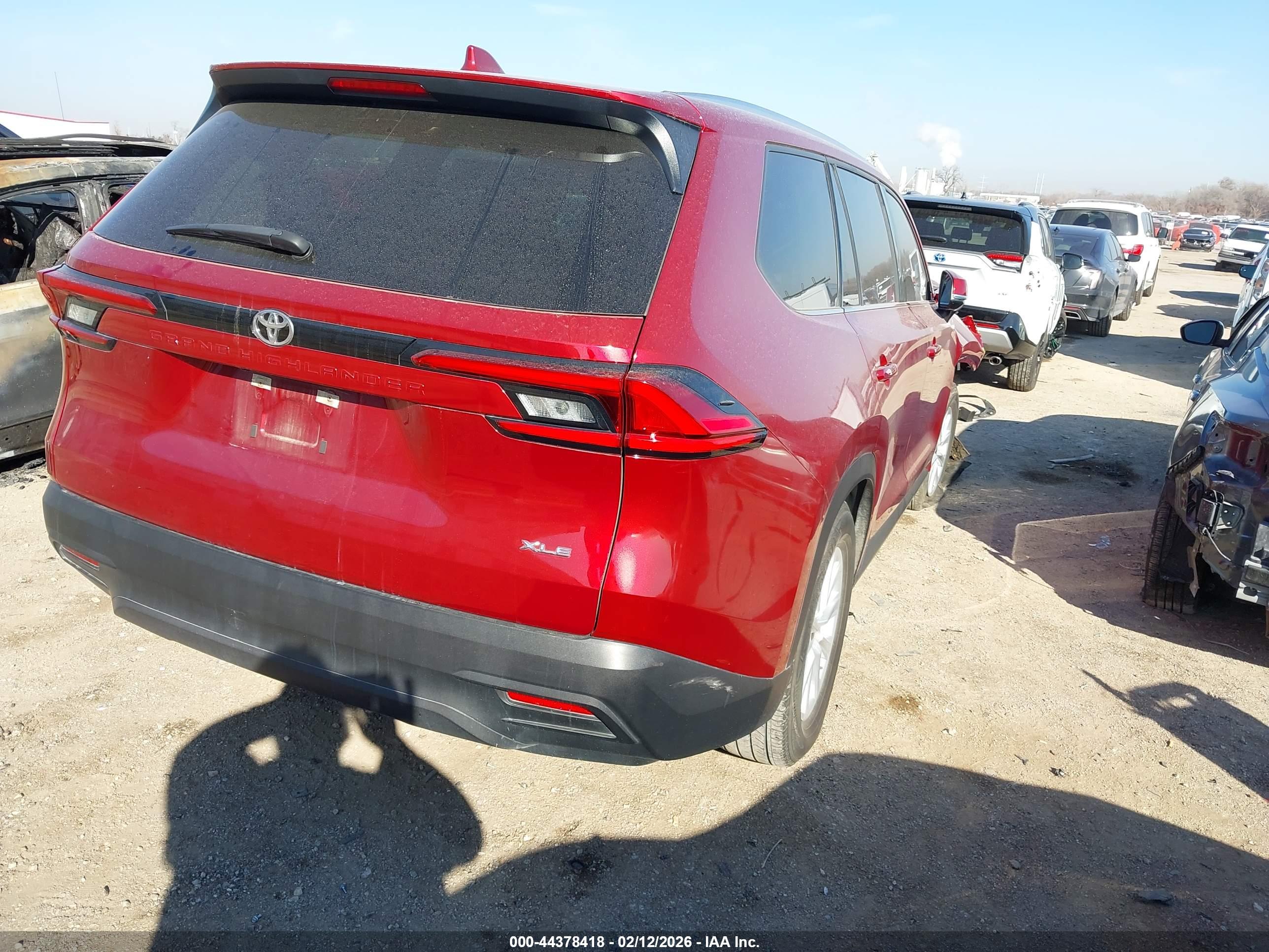 TOYOTA GRAND image 4