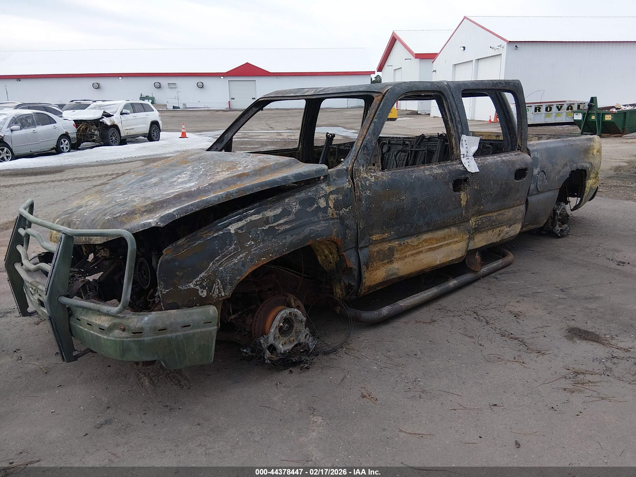 CHEVROLET SILVERADO image 2