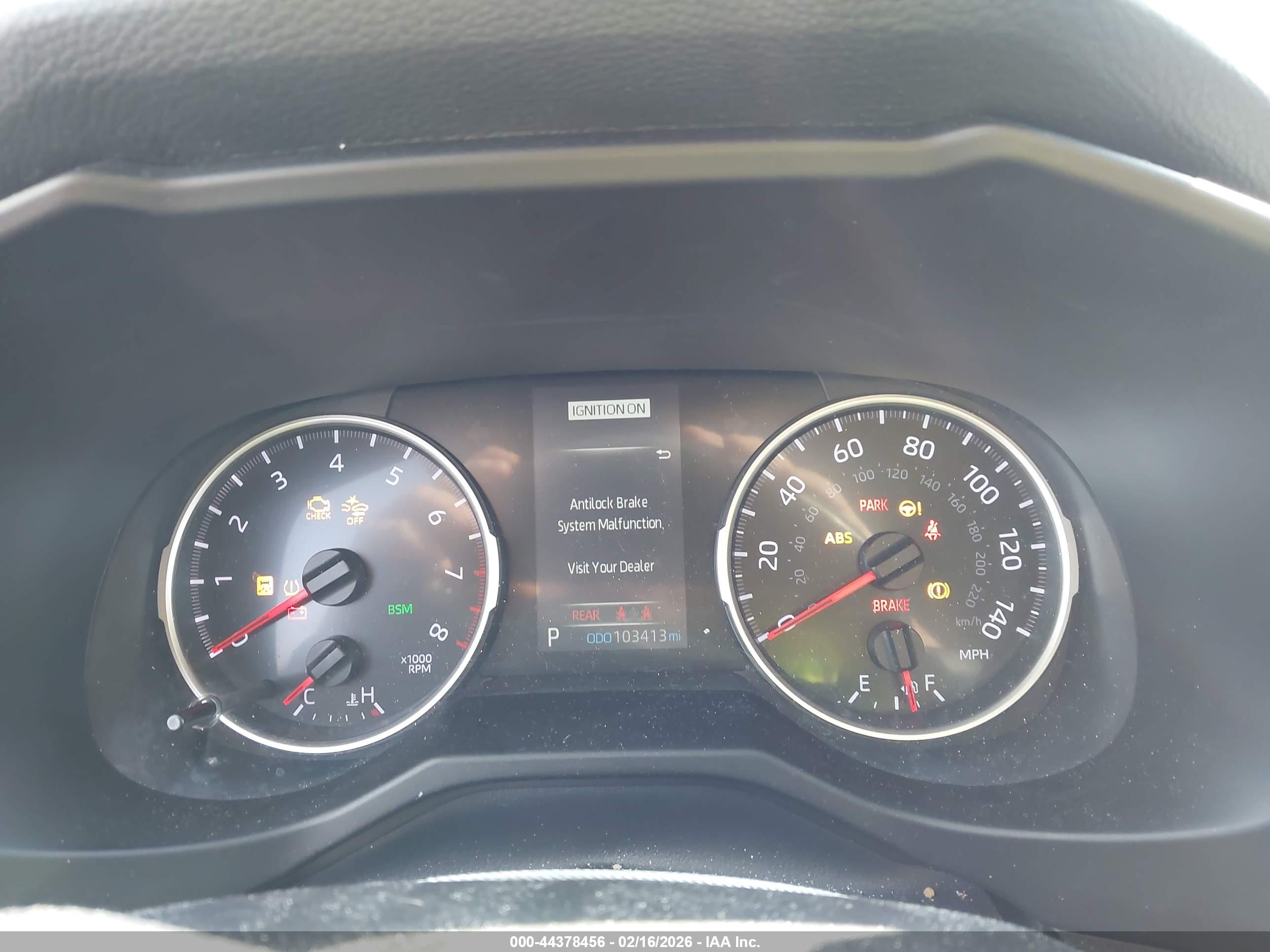 TOYOTA RAV4 image 7