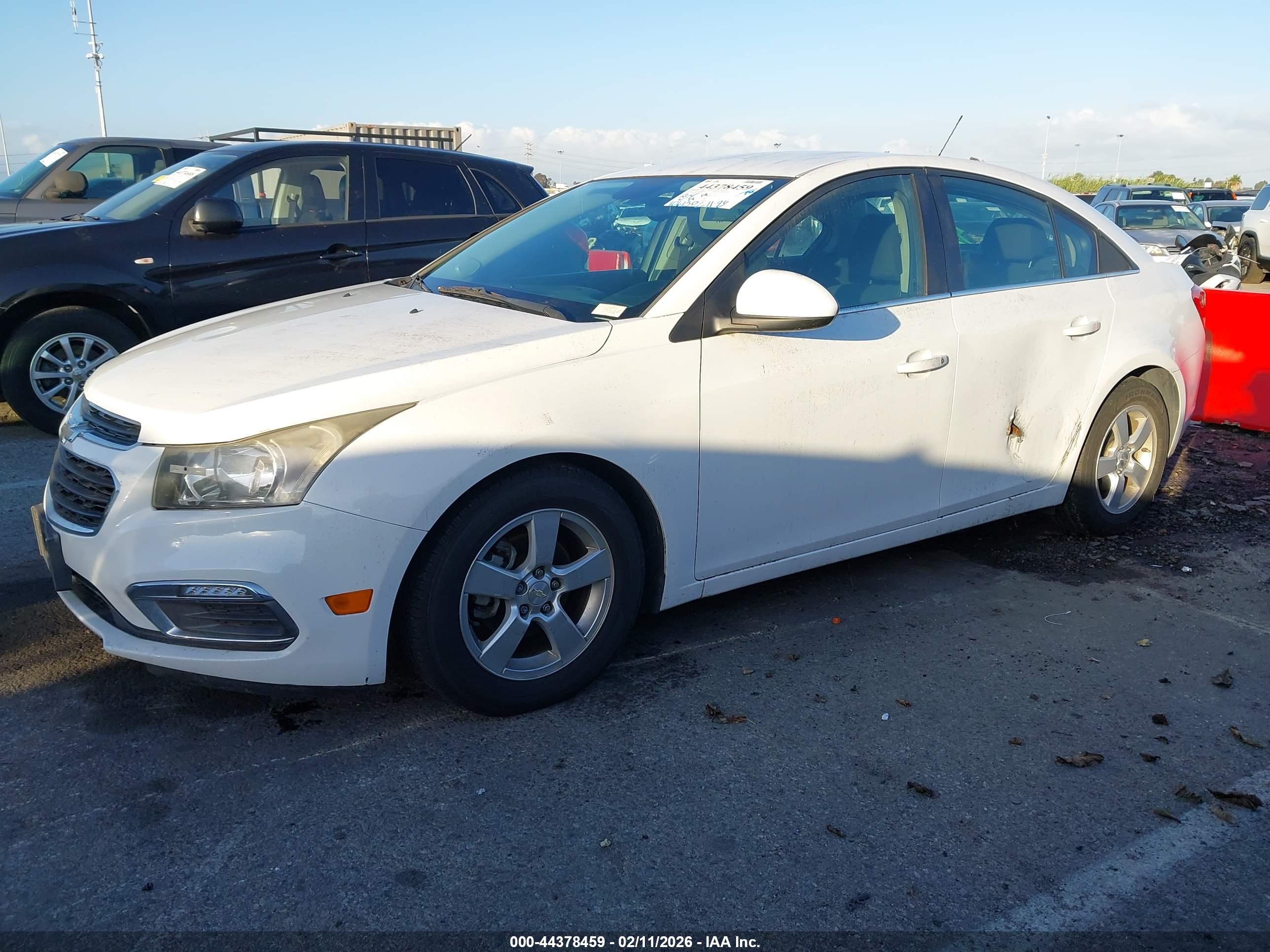 CHEVROLET CRUZE image 2