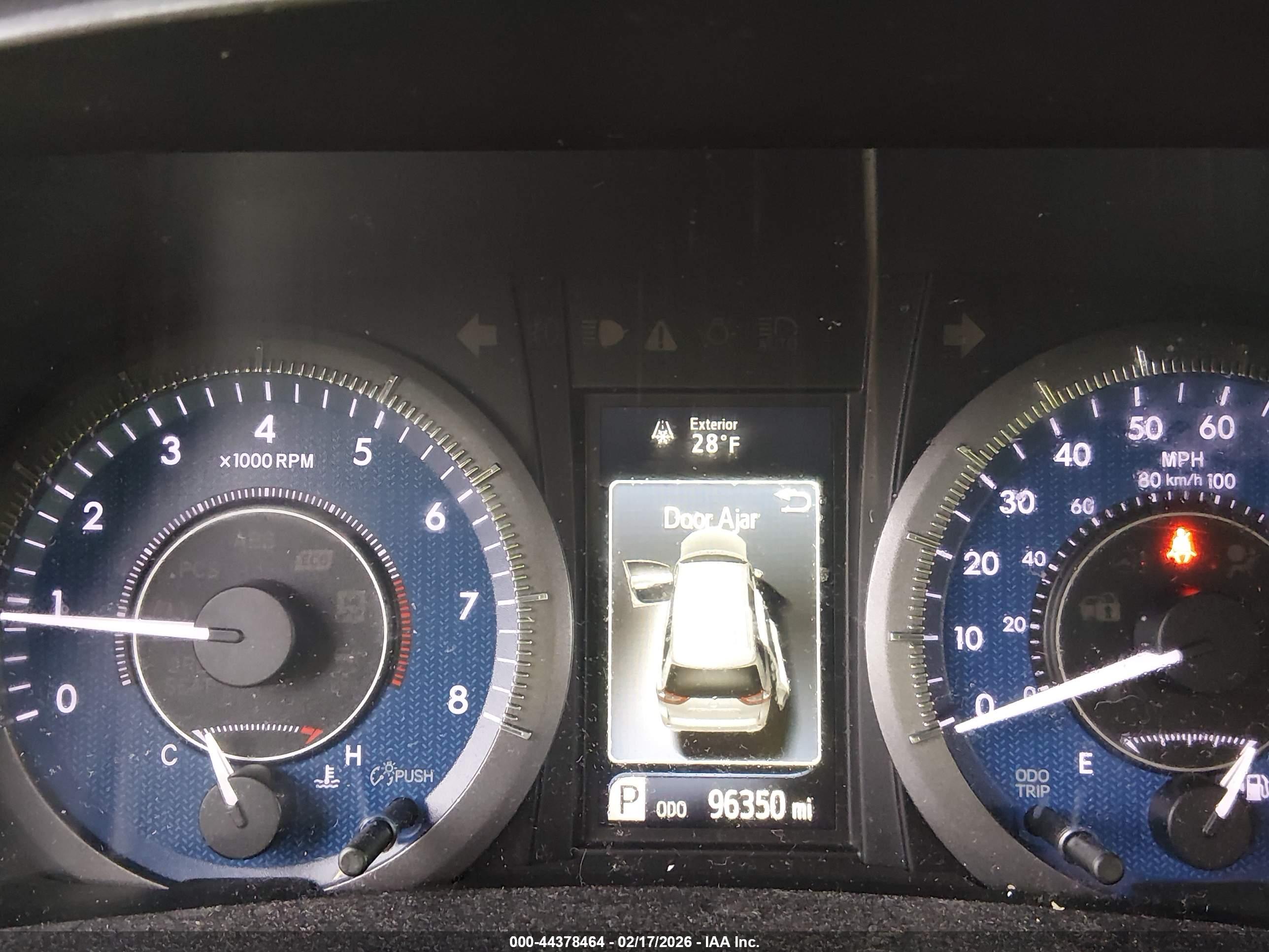 TOYOTA SIENNA image 7