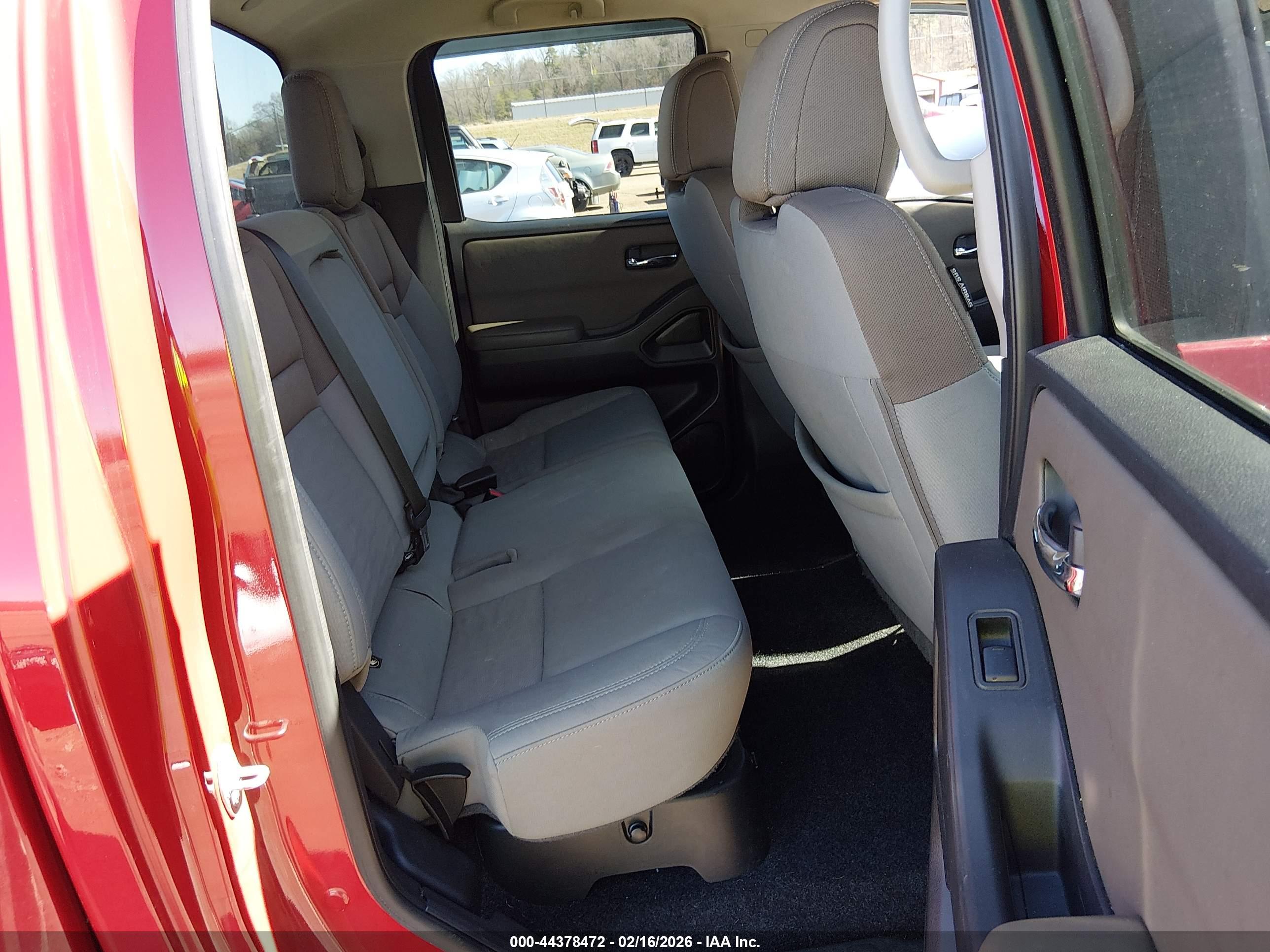 NISSAN FRONTIER image 8