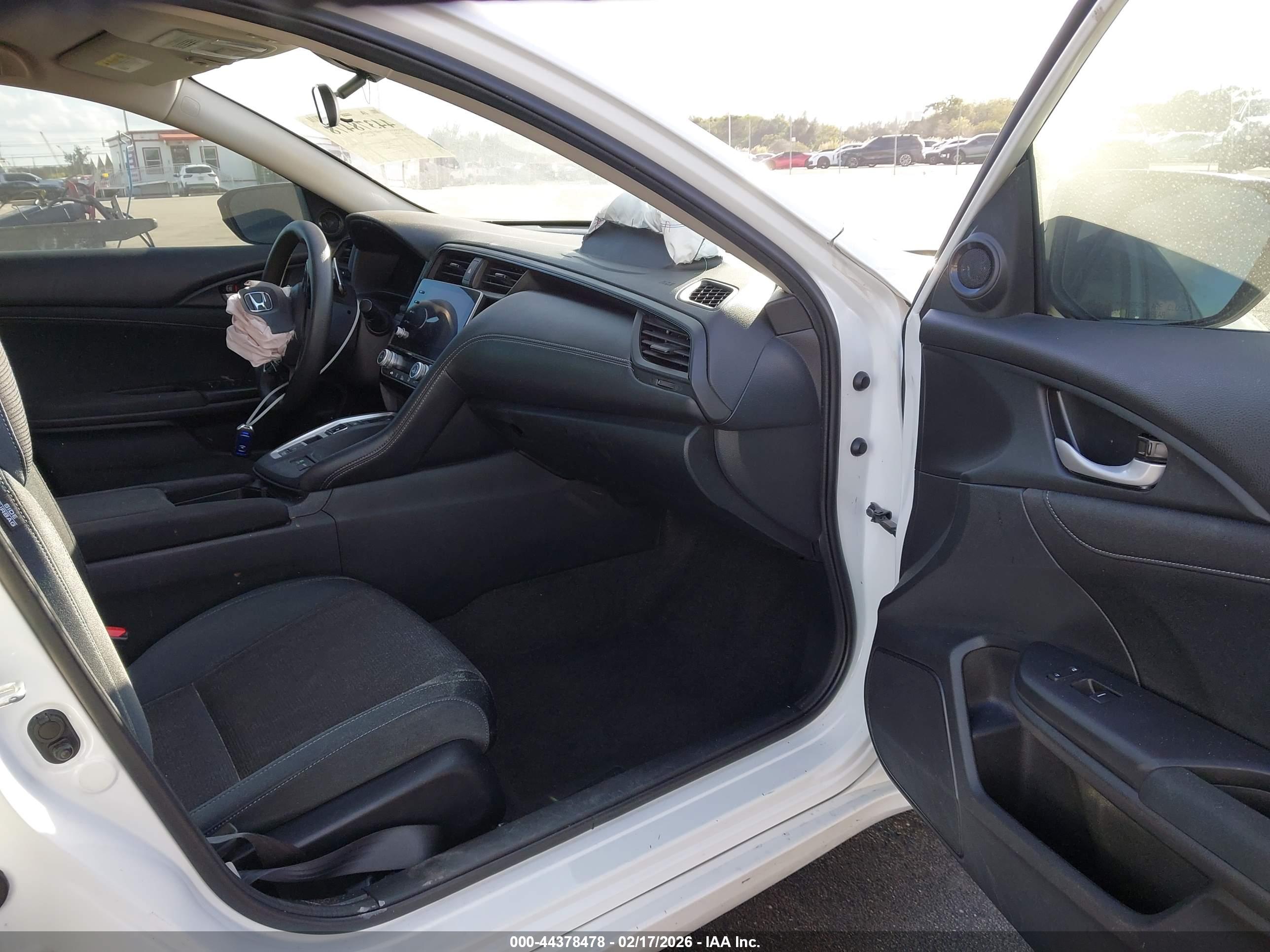 HONDA INSIGHT image 5