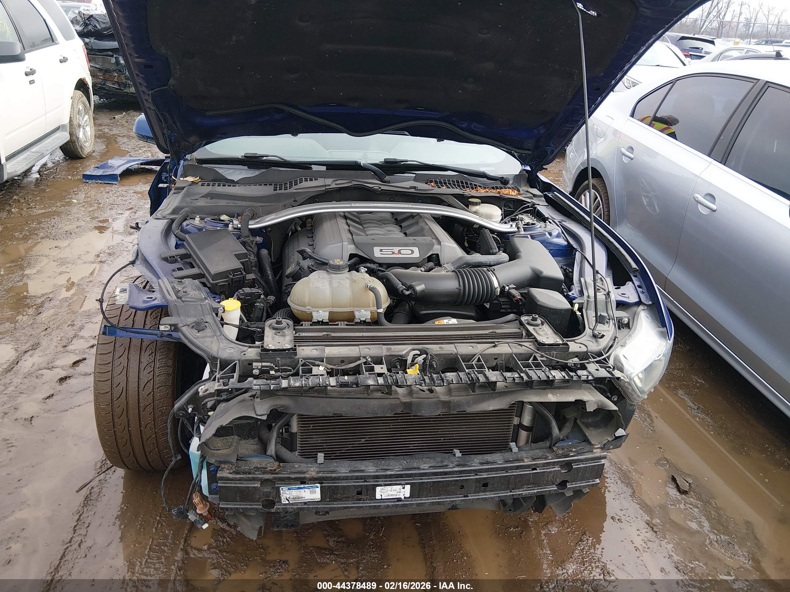 FORD MUSTANG image 10