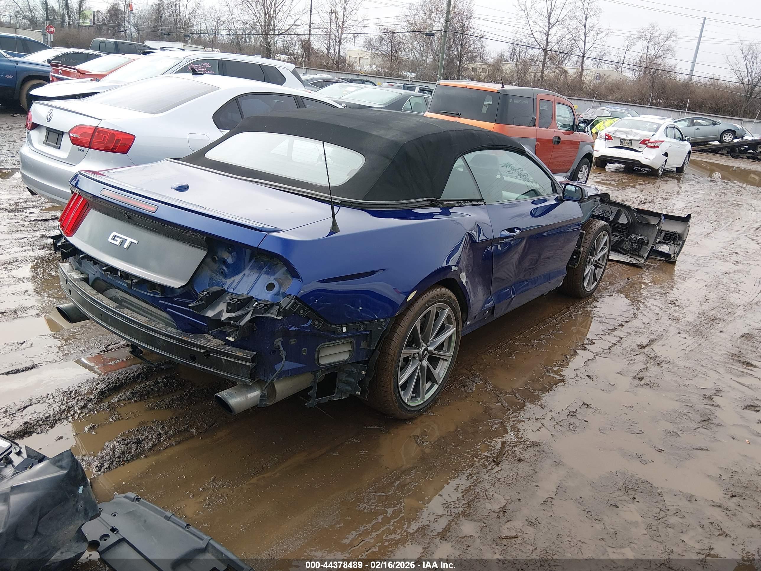 FORD MUSTANG image 4
