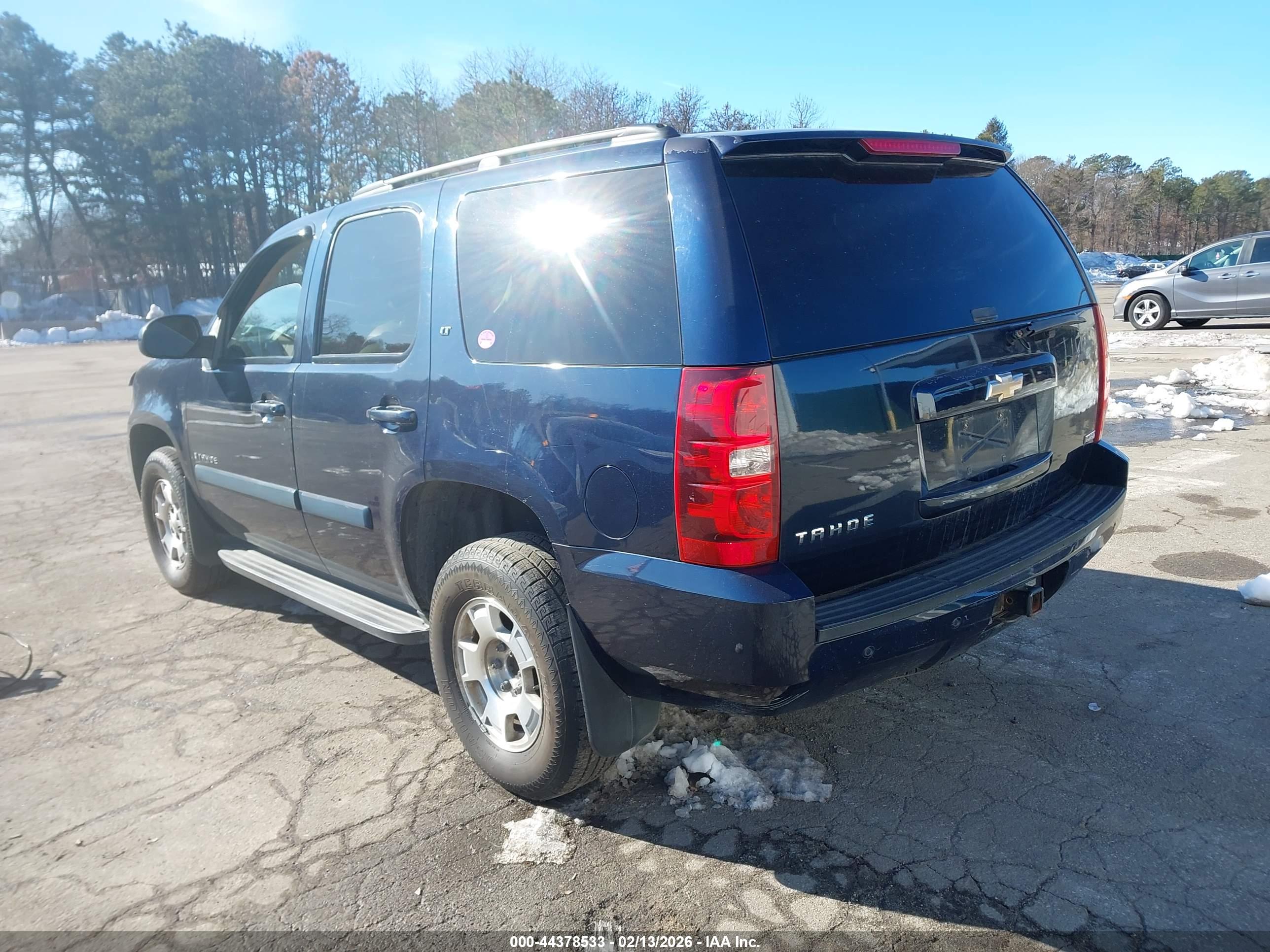 CHEVROLET TAHOE image 3