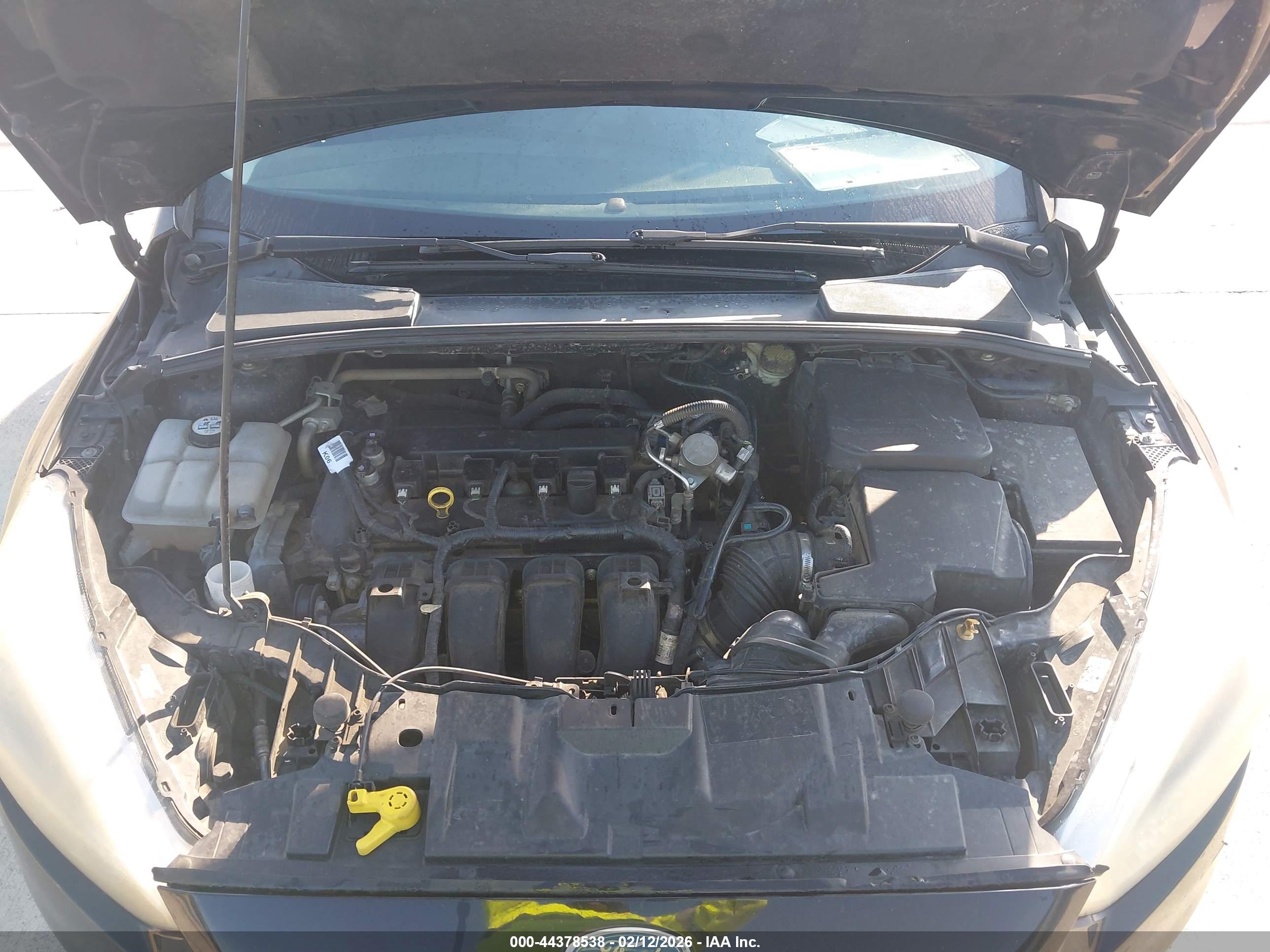 FORD FOCUS image 10