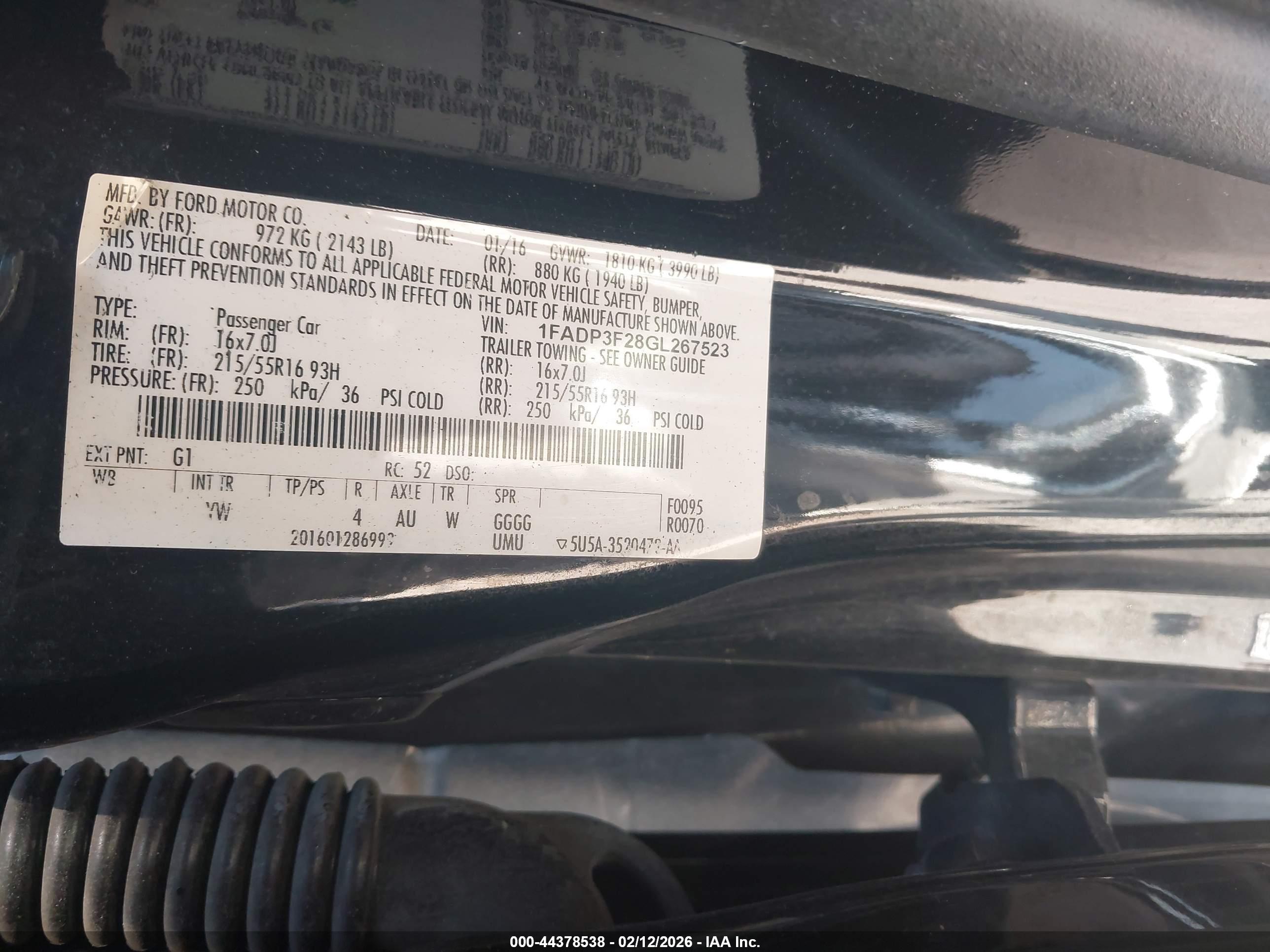 FORD FOCUS image 9