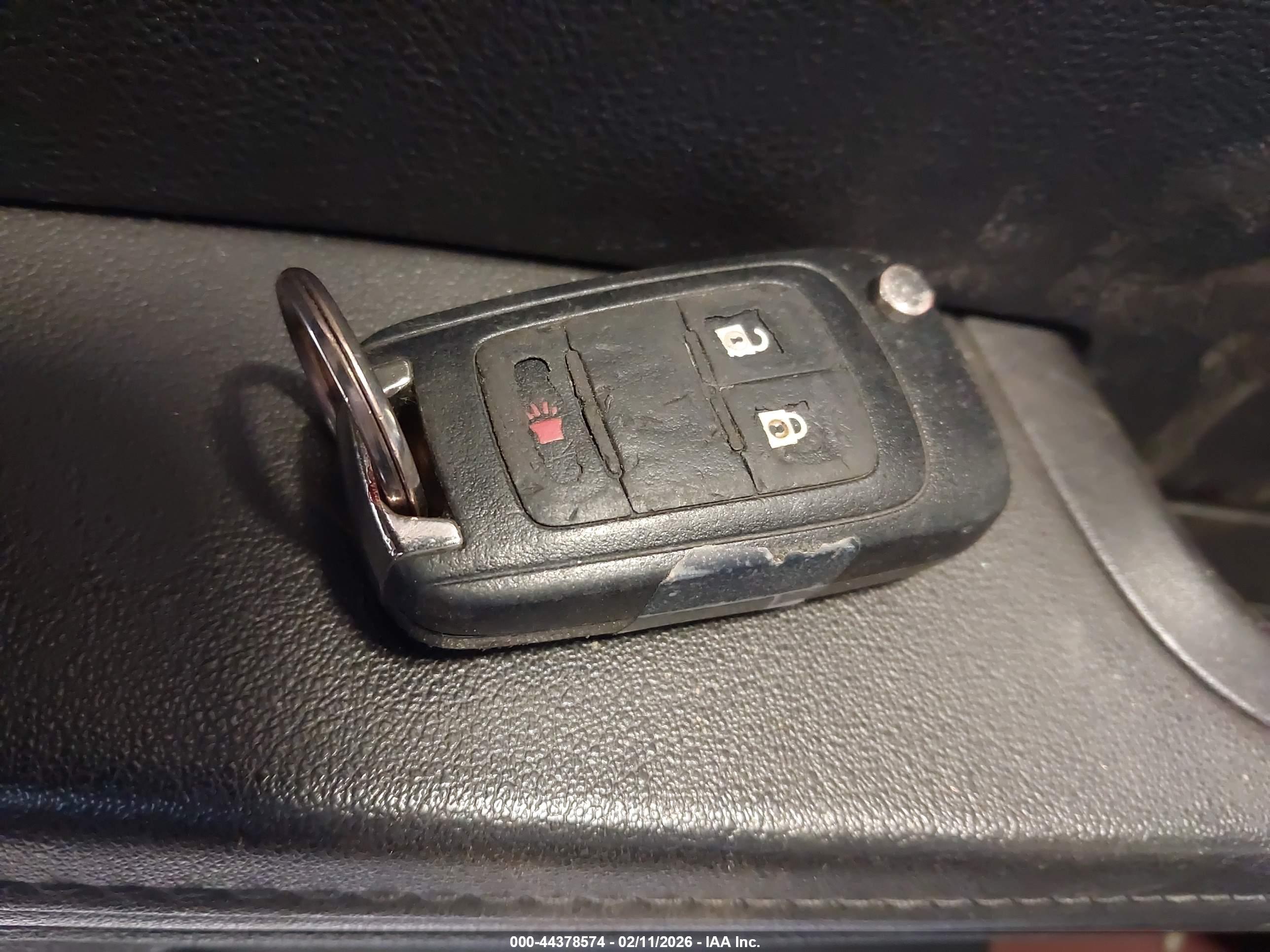 CHEVROLET EQUINOX image 11