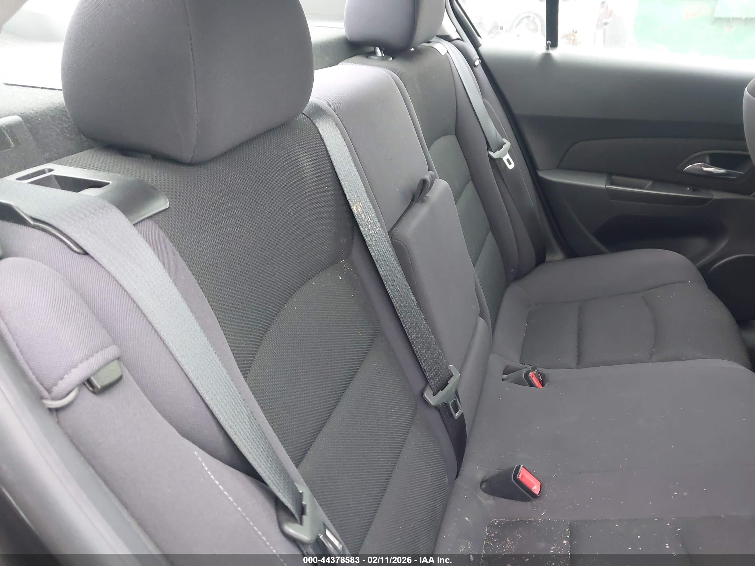 CHEVROLET CRUZE image 8