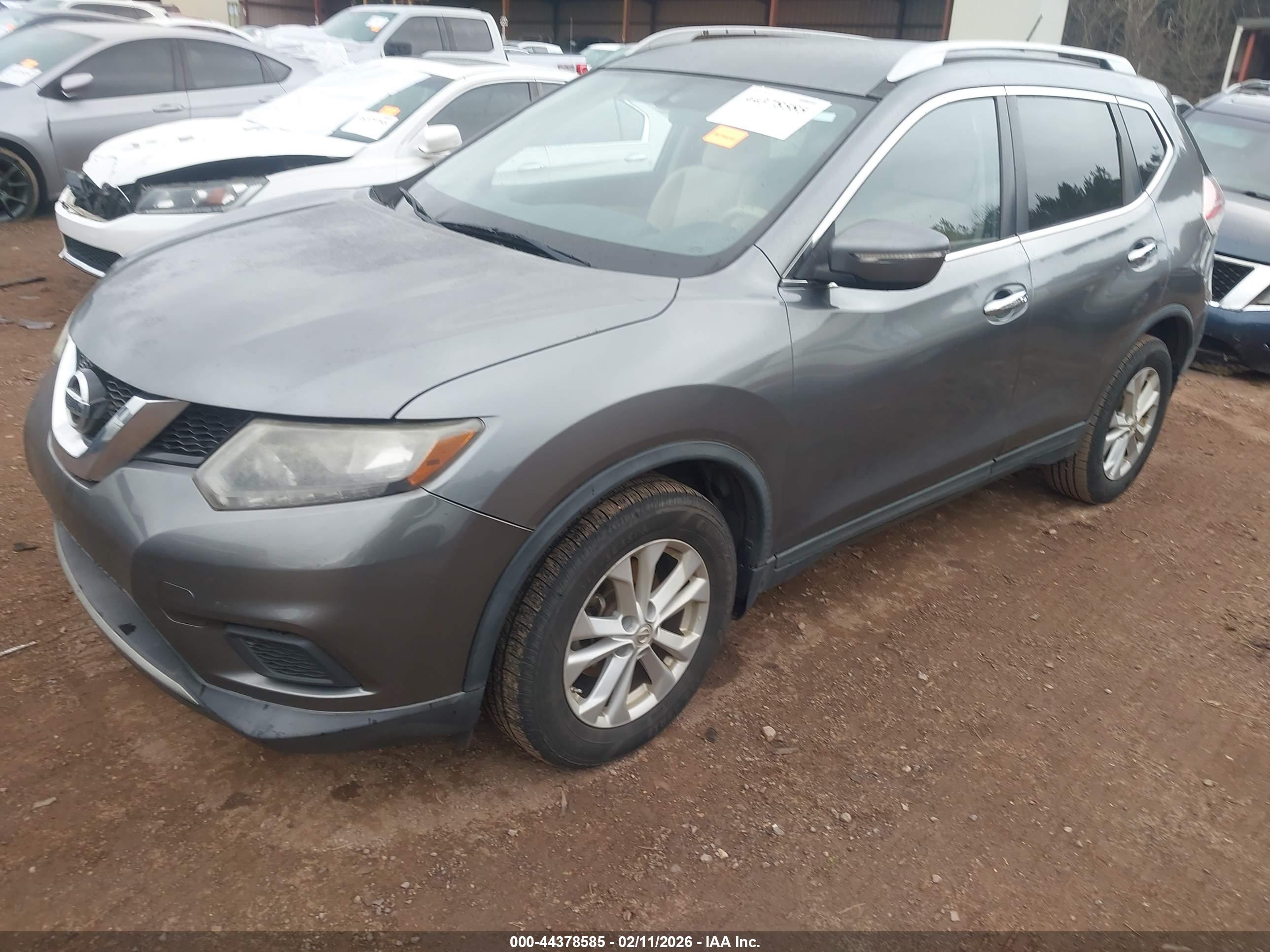 NISSAN ROGUE image 2