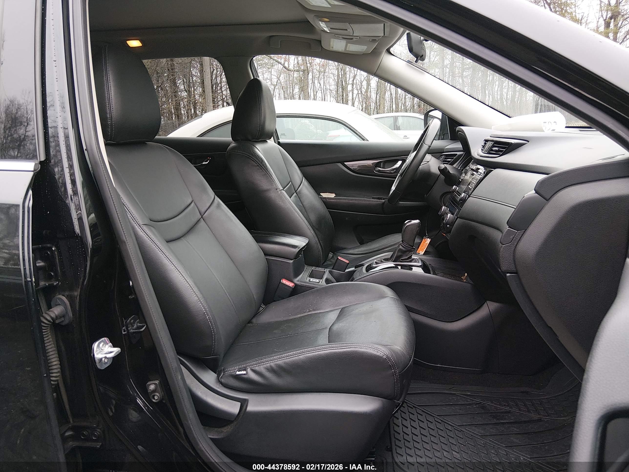 NISSAN ROGUE image 5