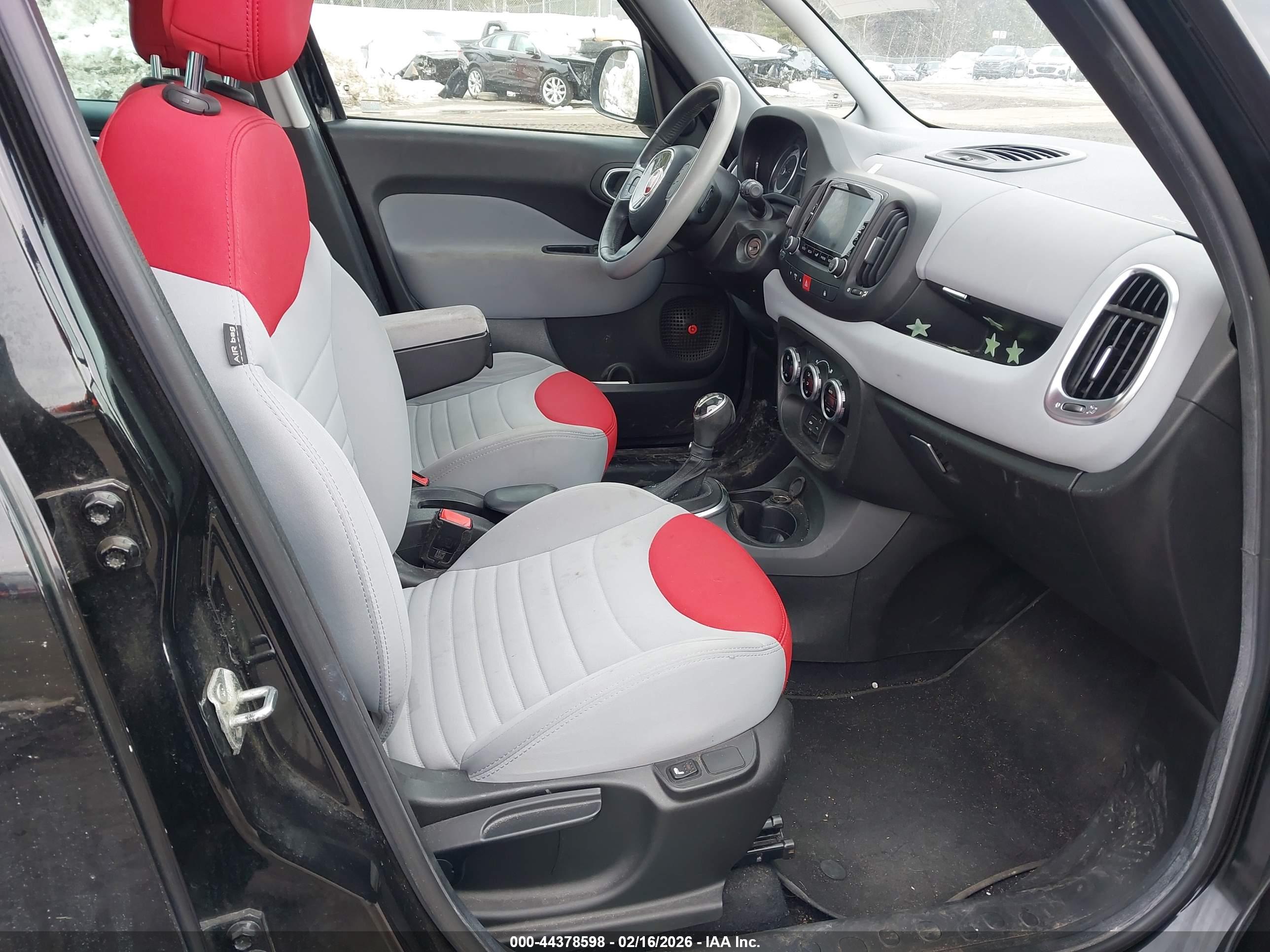 FIAT 500L image 5