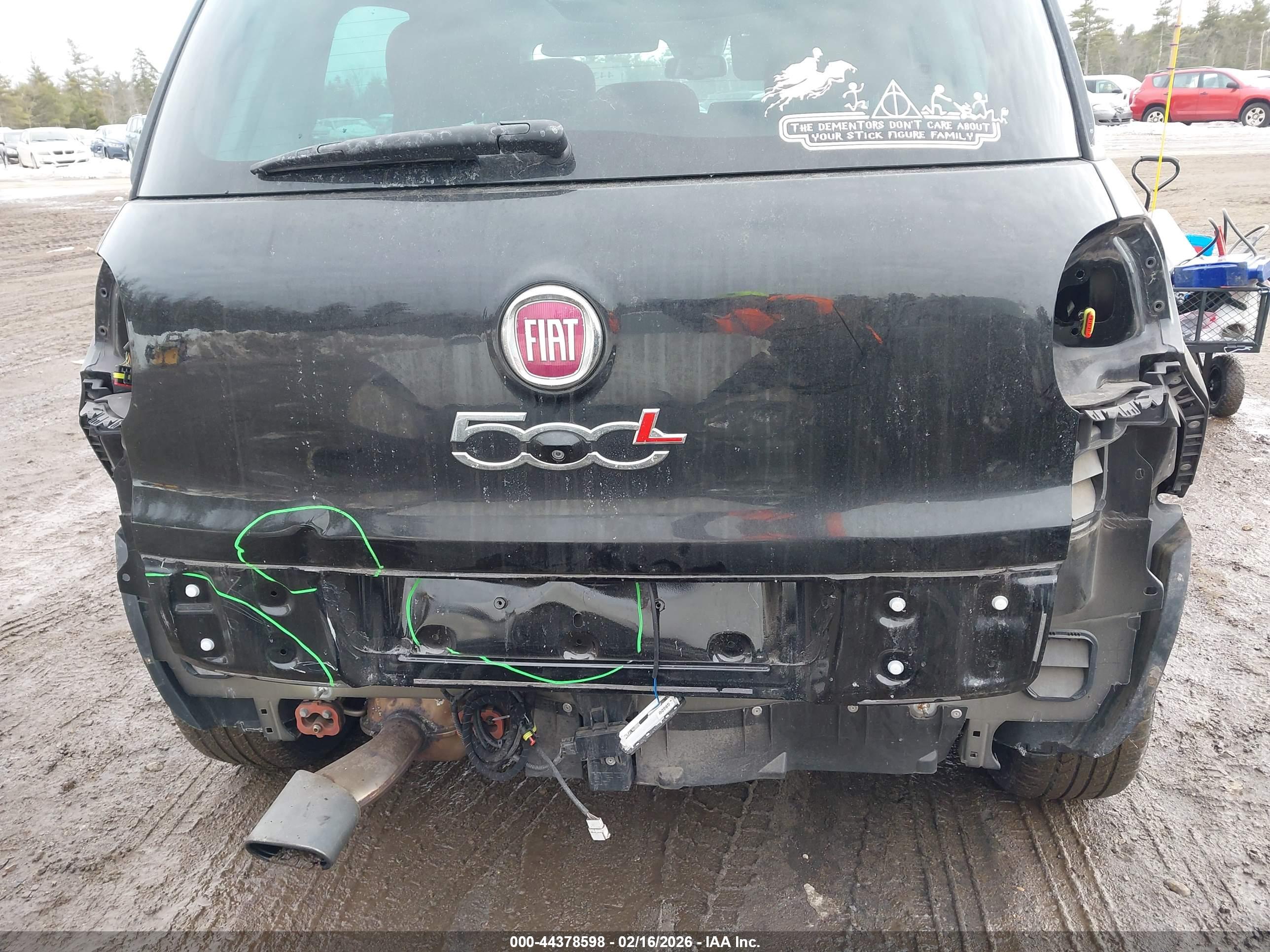 FIAT 500L image 6