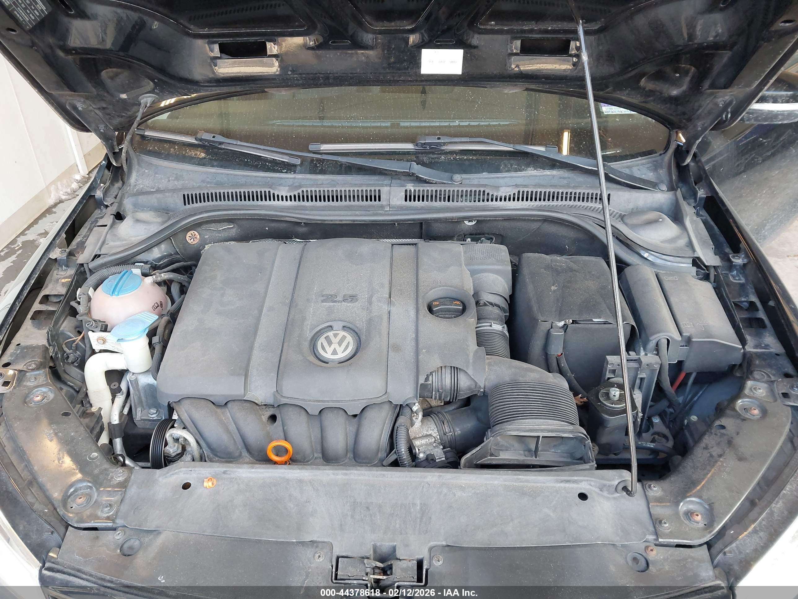 VOLKSWAGEN JETTA image 10