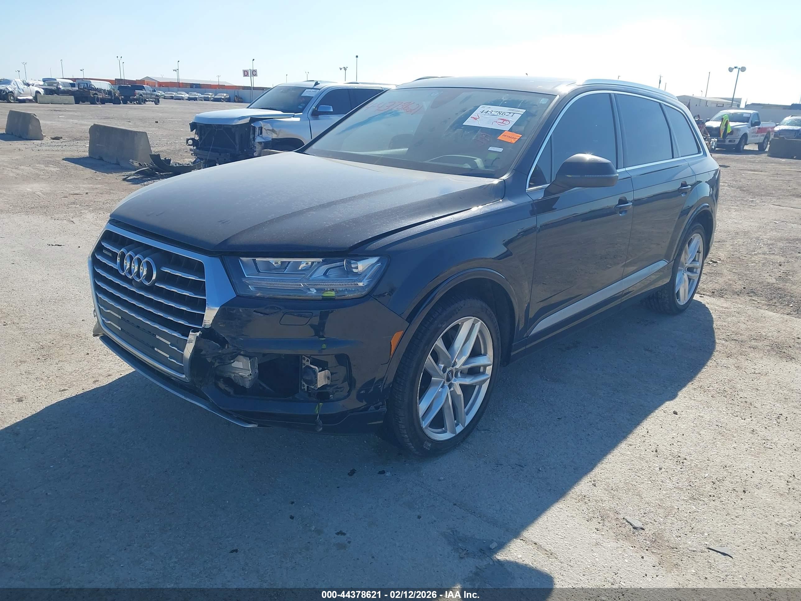 AUDI Q7 image 2