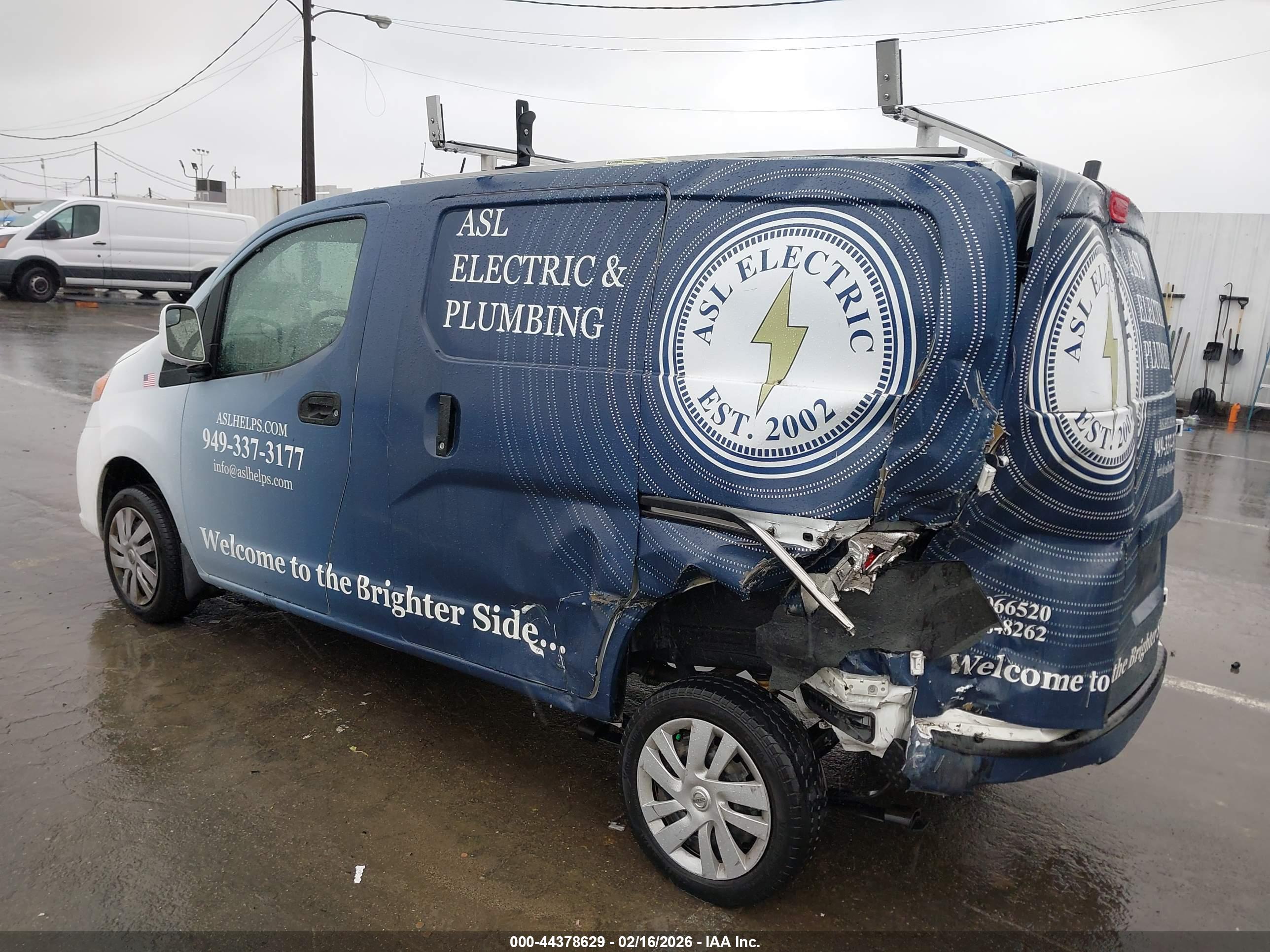 NISSAN NV200 image 3